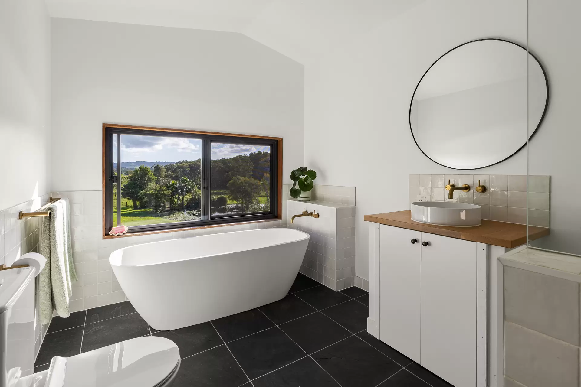 Photo #13: 168 Grays Lane, Tyagarah - For Sale by Byron Bay Sotheby's International Realty
