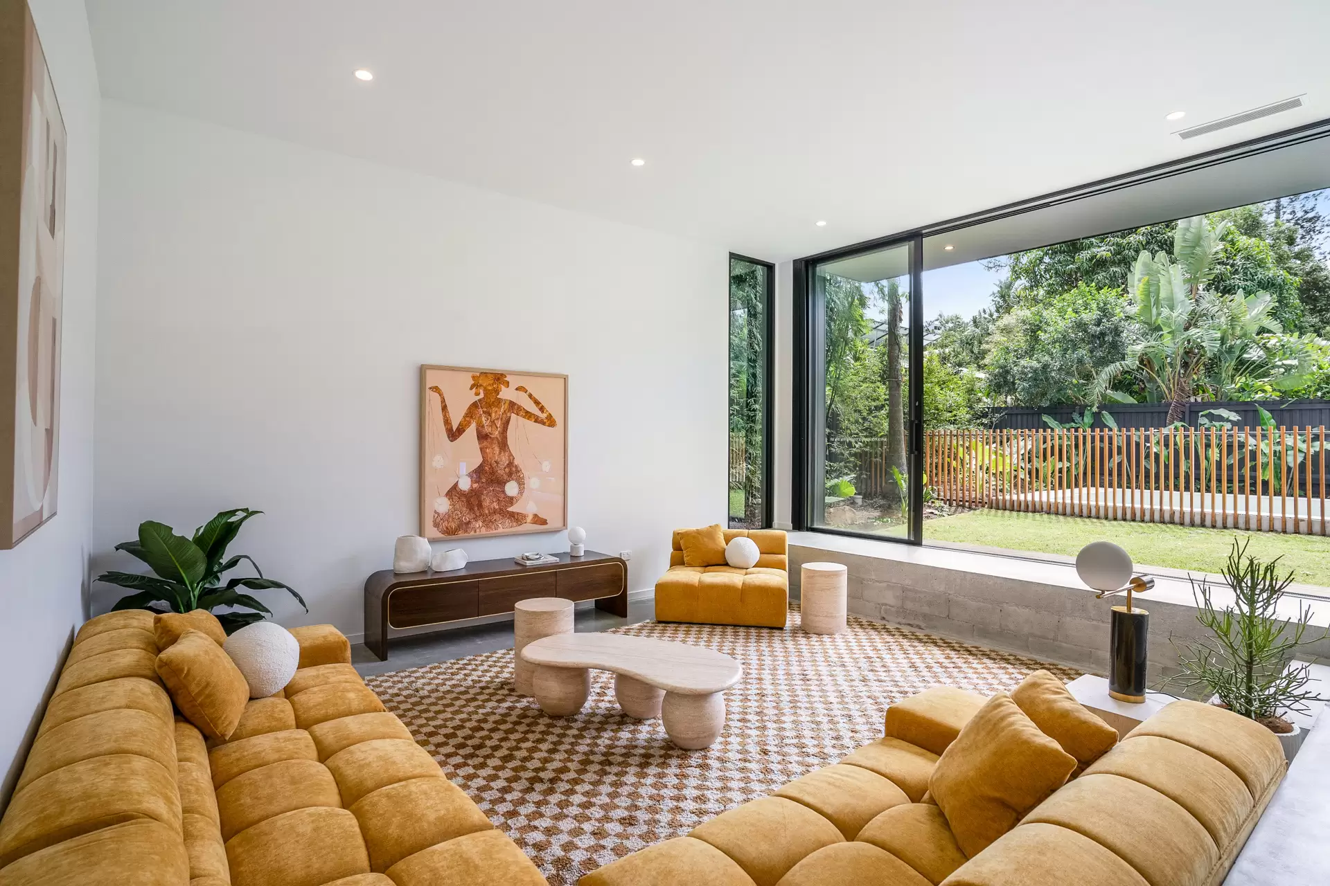 Photo #7: 9 Walker Street, Byron Bay - For Sale by Byron Bay Sotheby's International Realty