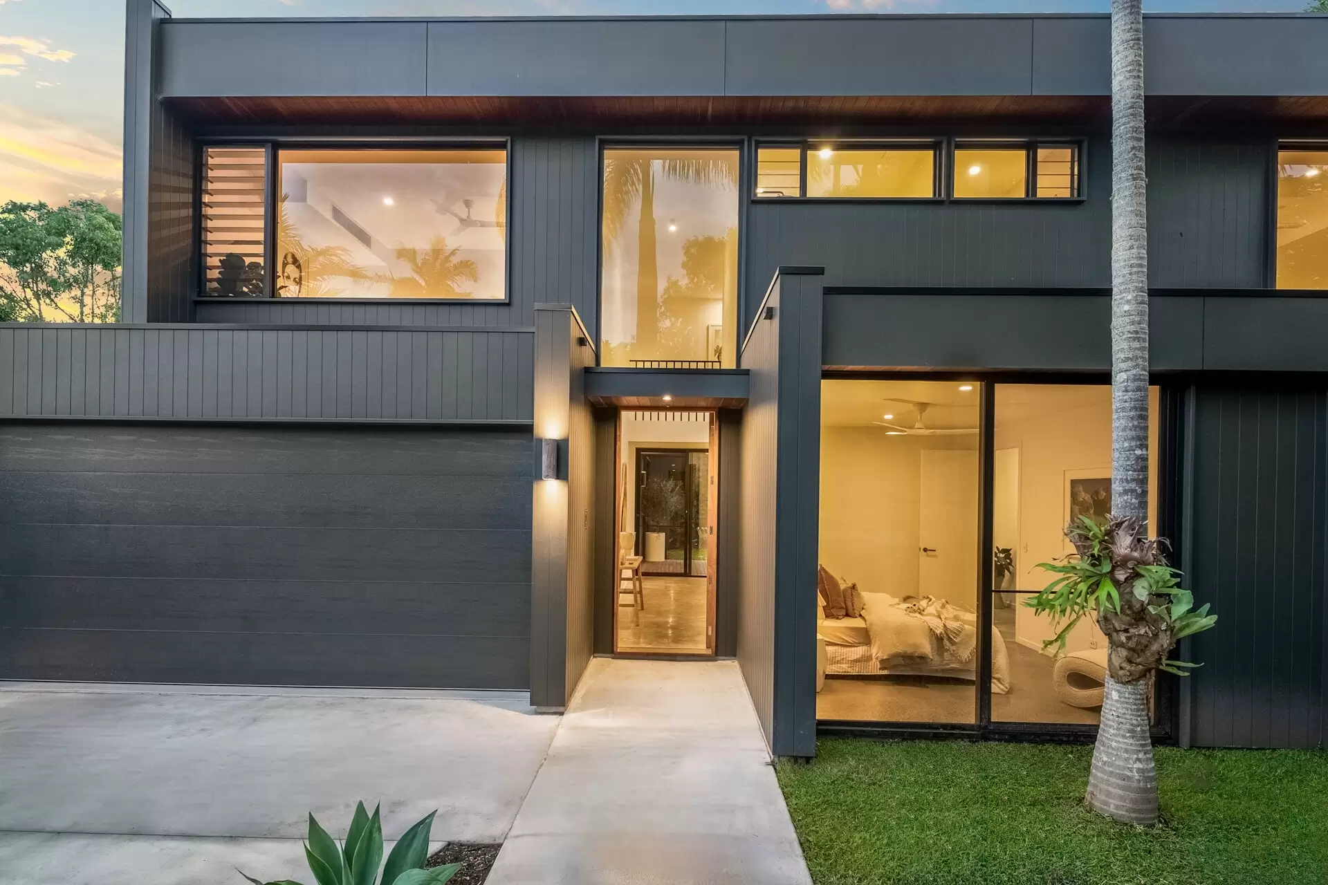 Photo #5: 9 Walker Street, Byron Bay - For Sale by Byron Bay Sotheby's International Realty