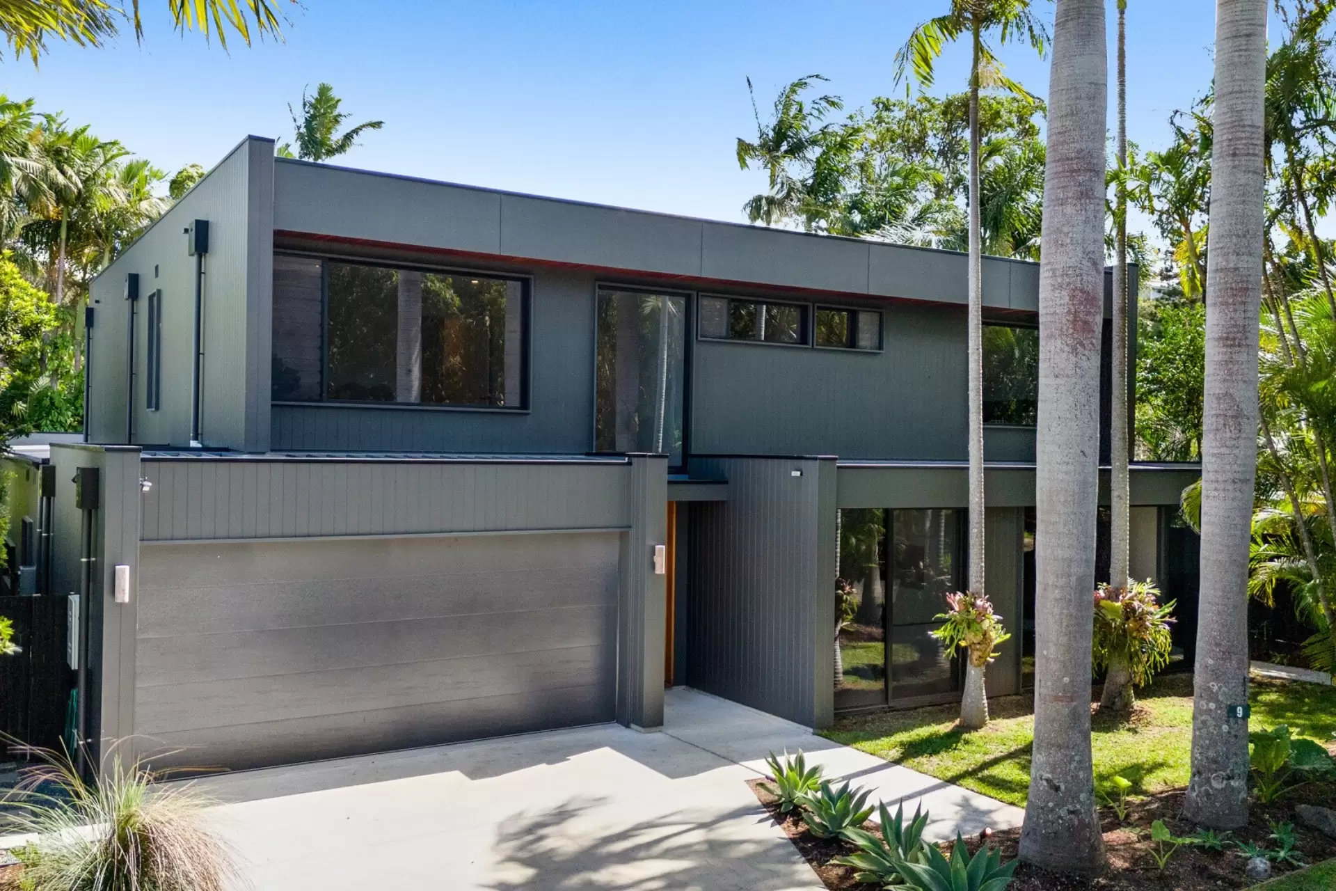 Photo #25: 9 Walker Street, Byron Bay - For Sale by Byron Bay Sotheby's International Realty
