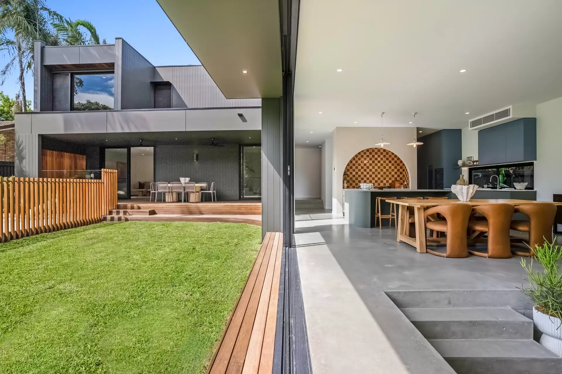 Photo #6: 9 Walker Street, Byron Bay - For Sale by Byron Bay Sotheby's International Realty