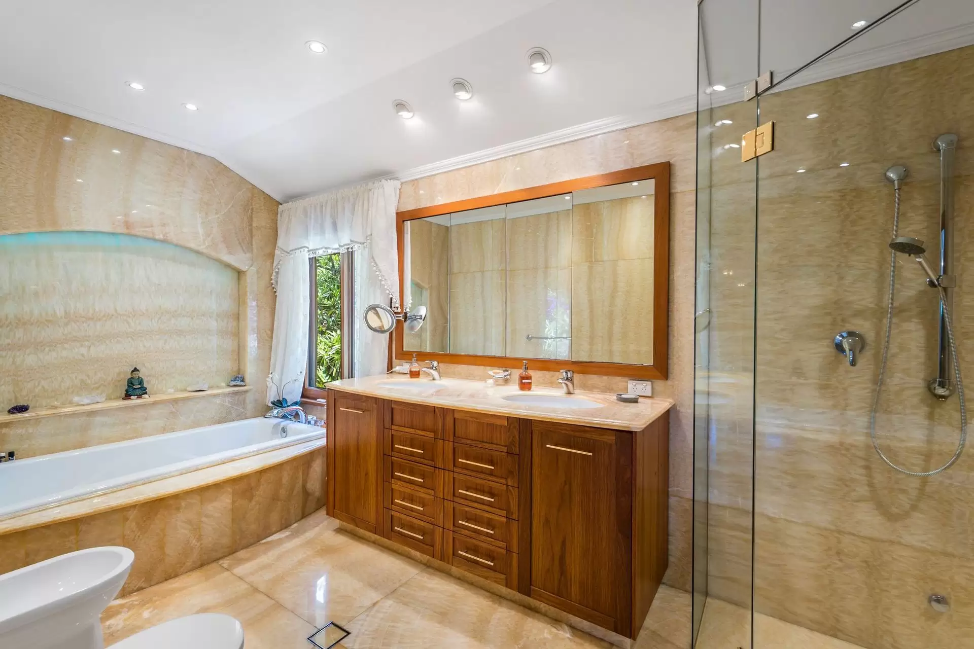 Photo #16: 892 & 904 The Pocket Road, The Pocket - For Sale by Byron Bay Sotheby's International Realty