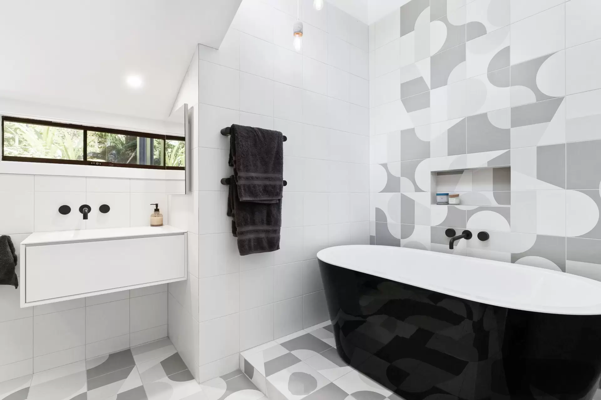 15 Newes Road, Coorabell For Sale by Byron Bay Sotheby's International Realty - image 1