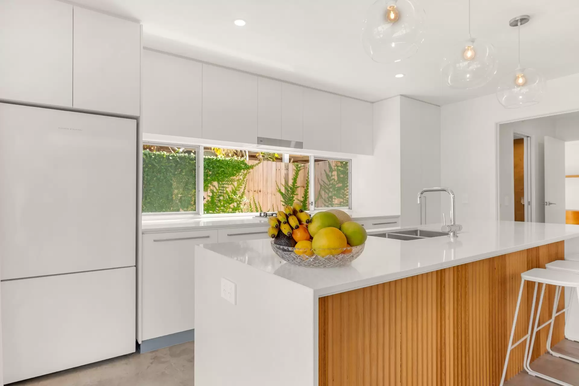 4/47 Belongil Crescent, Byron Bay For Sale by Byron Bay Sotheby's International Realty - image 1