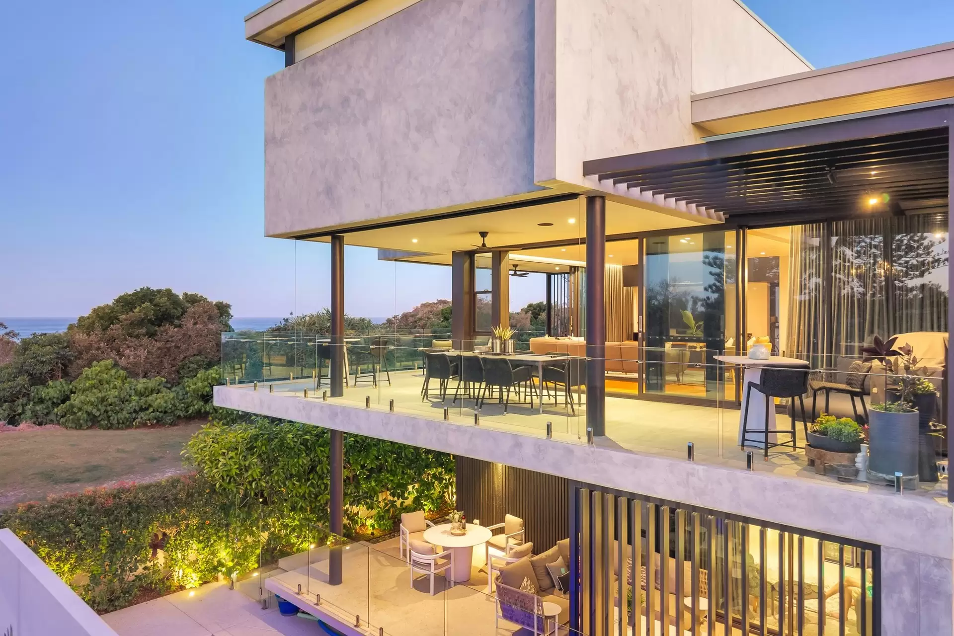 8 Palm Avenue, Cabarita Beach For Sale by Byron Bay Sotheby's International Realty - image 1