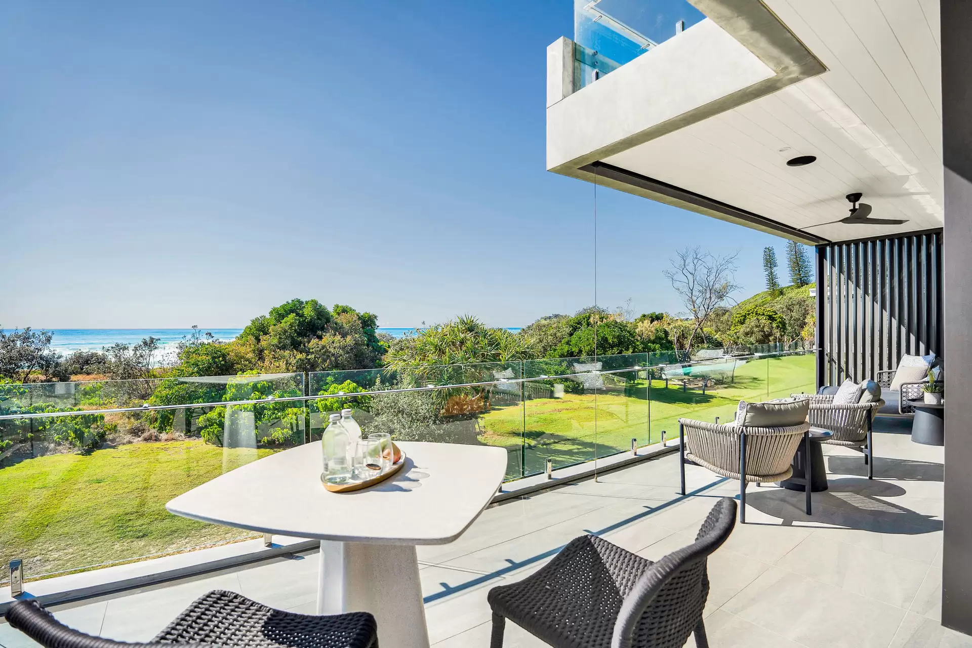 8 Palm Avenue, Cabarita Beach For Sale by Byron Bay Sotheby's International Realty - image 1