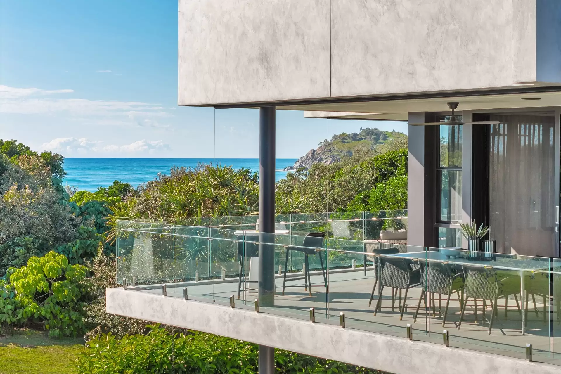 8 Palm Avenue, Cabarita Beach For Sale by Byron Bay Sotheby's International Realty - image 1