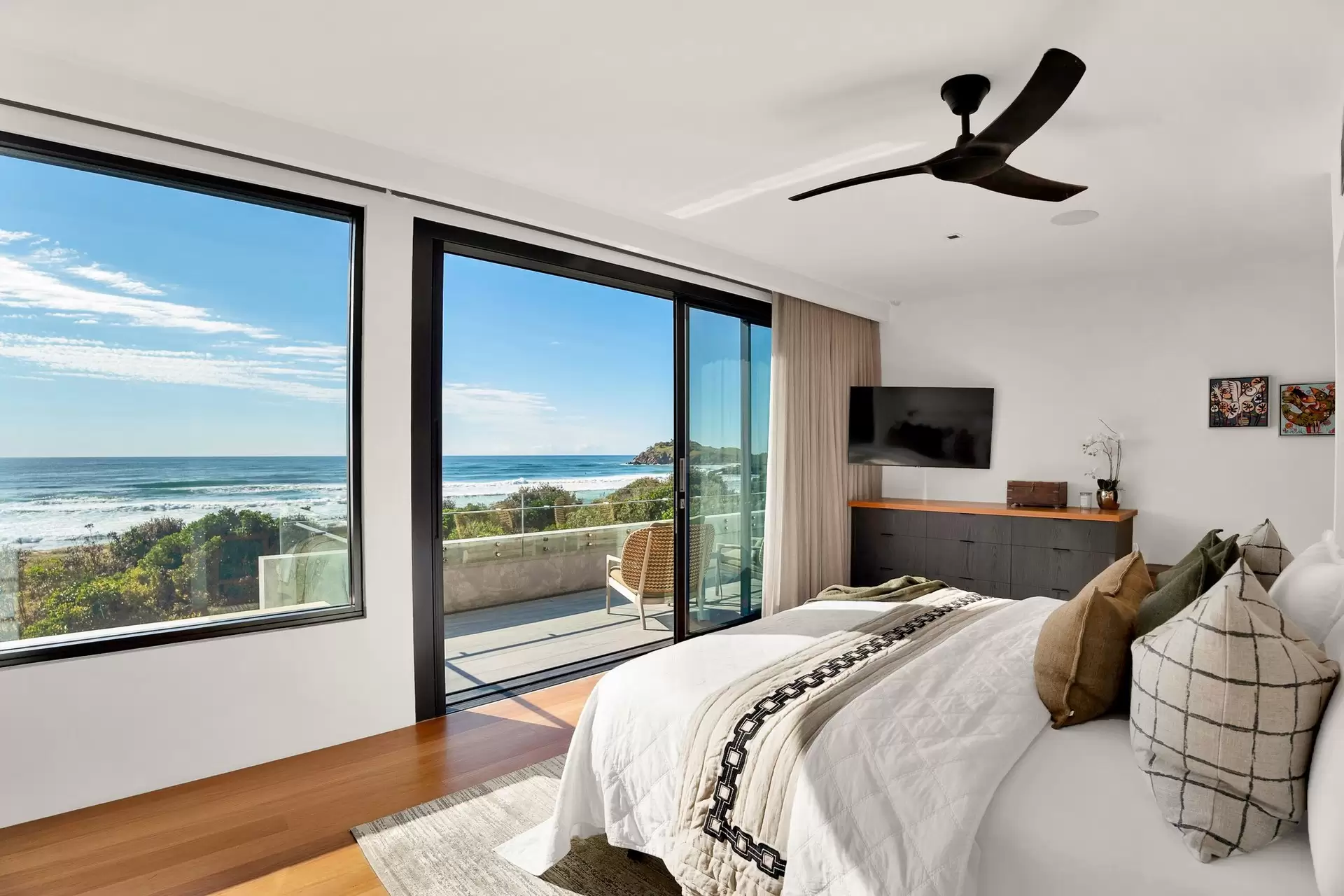 8 Palm Avenue, Cabarita Beach For Sale by Byron Bay Sotheby's International Realty - image 1