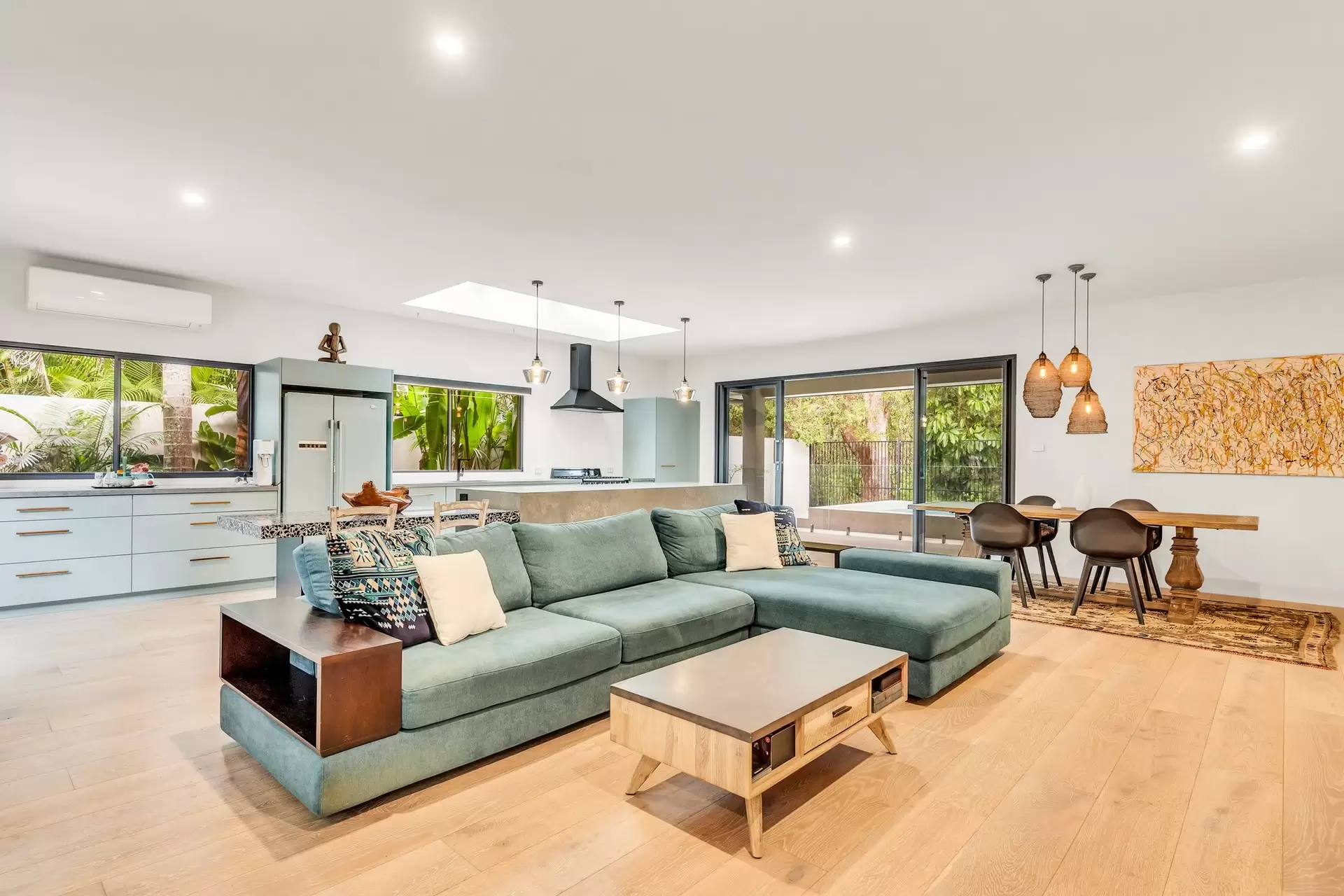 94 Sunrise Boulevard, Byron Bay Sold by Byron Bay Sotheby's International Realty - image 1