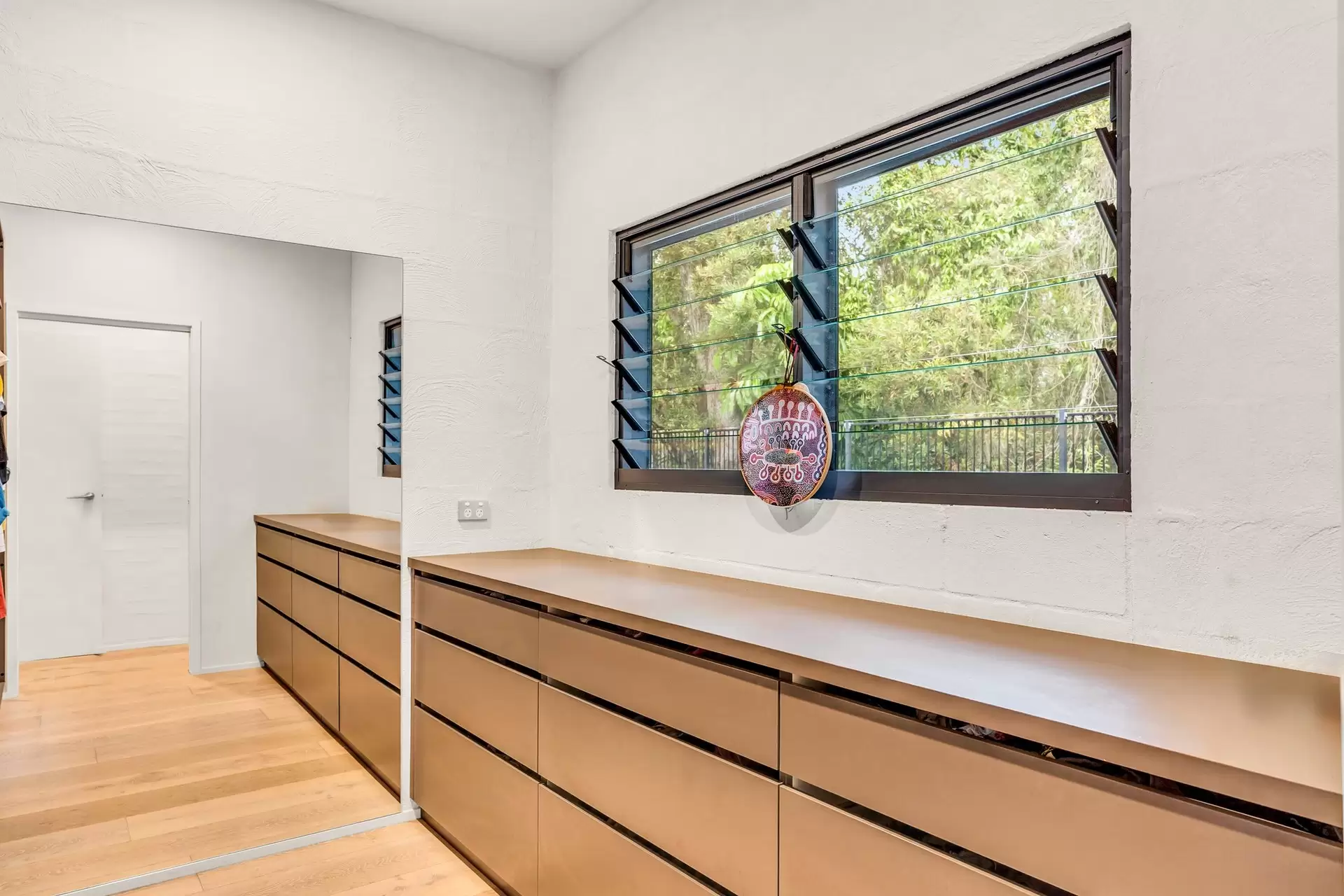 94 Sunrise Boulevard, Byron Bay Sold by Byron Bay Sotheby's International Realty - image 1