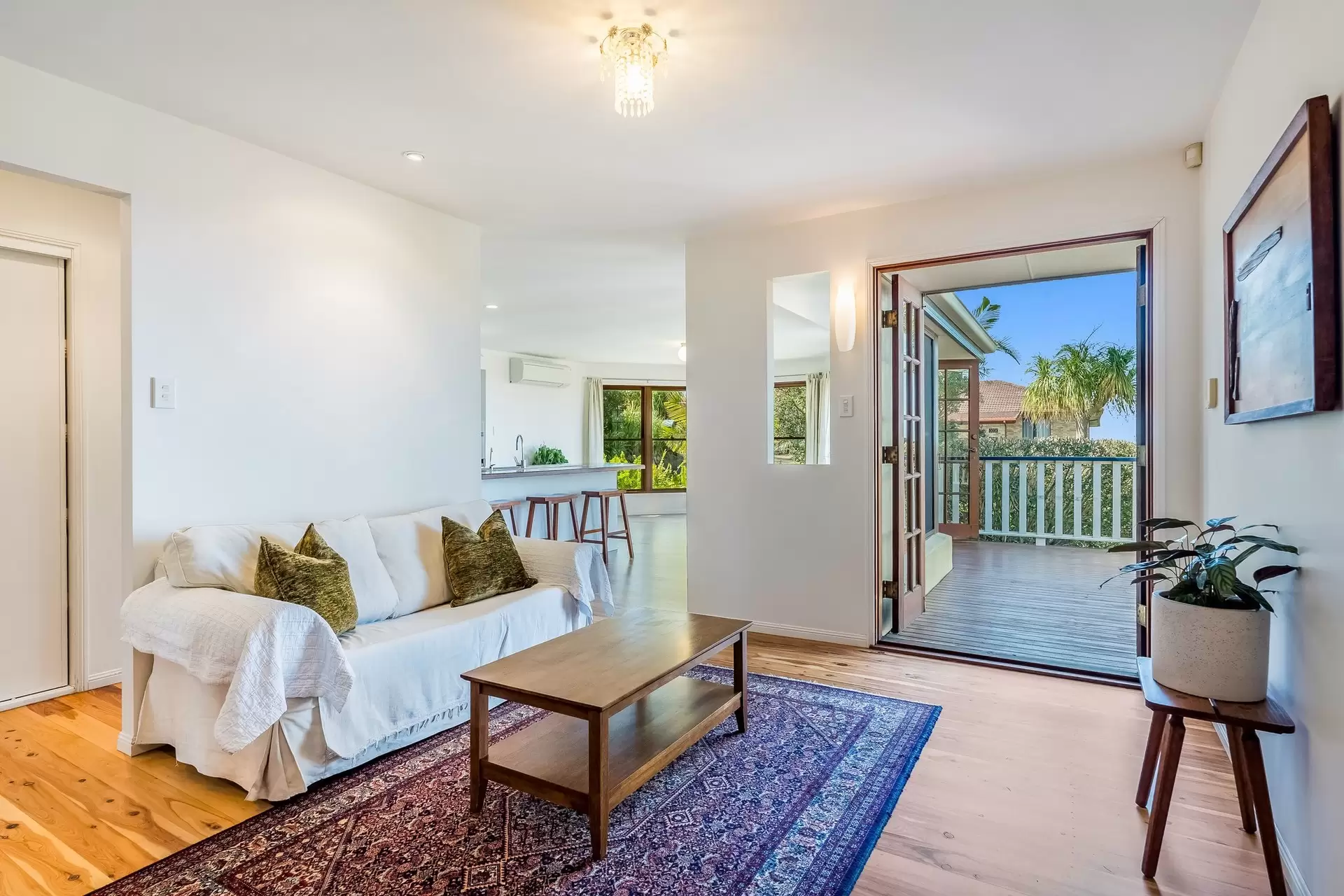 13 Yengarie Way, Ocean Shores Sold by Byron Bay Sotheby's International Realty - image 1