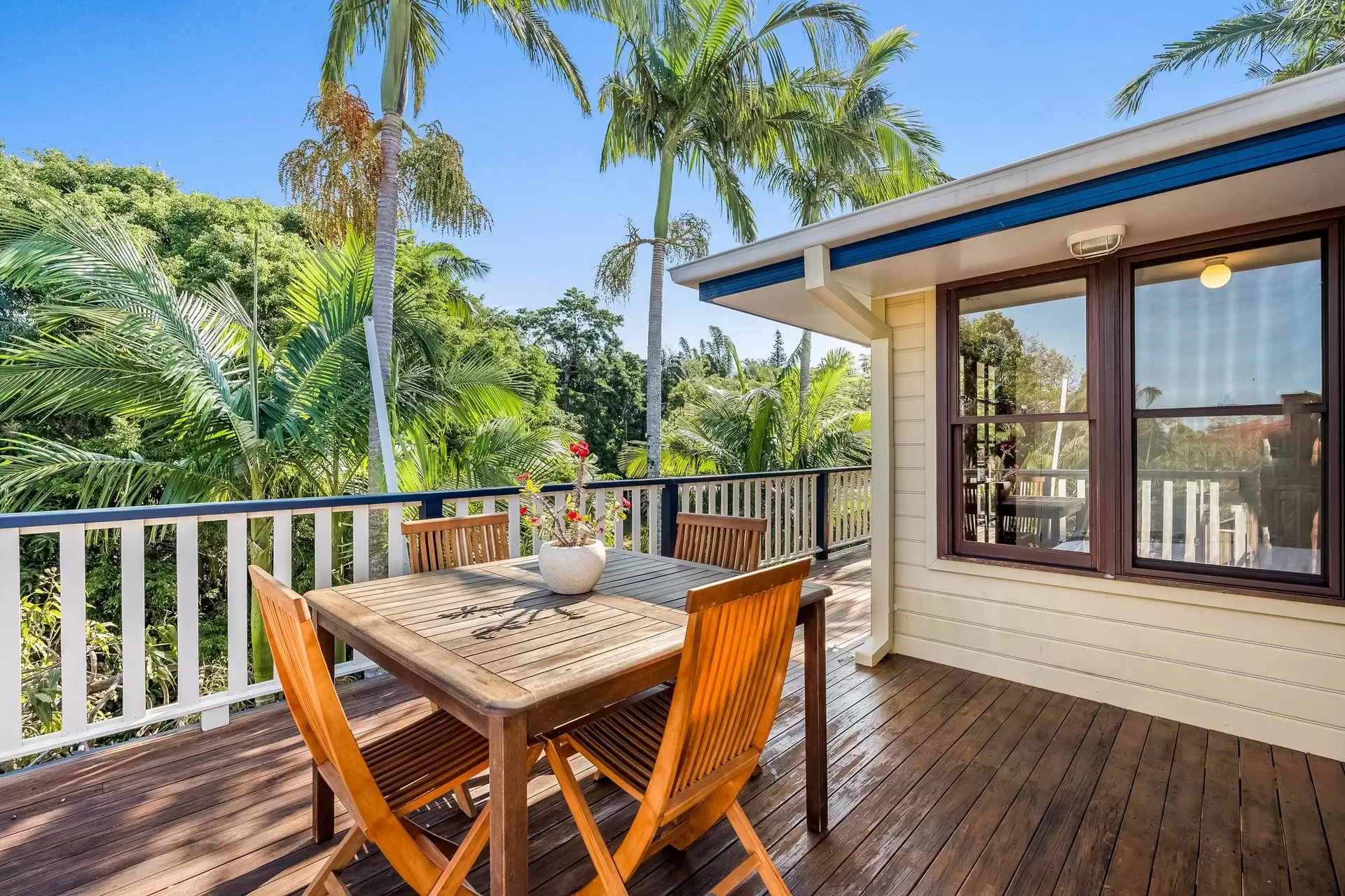 13 Yengarie Way, Ocean Shores Sold by Byron Bay Sotheby's International Realty - image 1