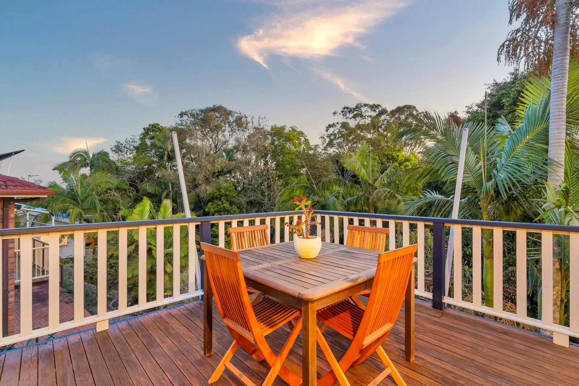 13 Yengarie Way, Ocean Shores Sold by Byron Bay Sotheby's International Realty - image 1