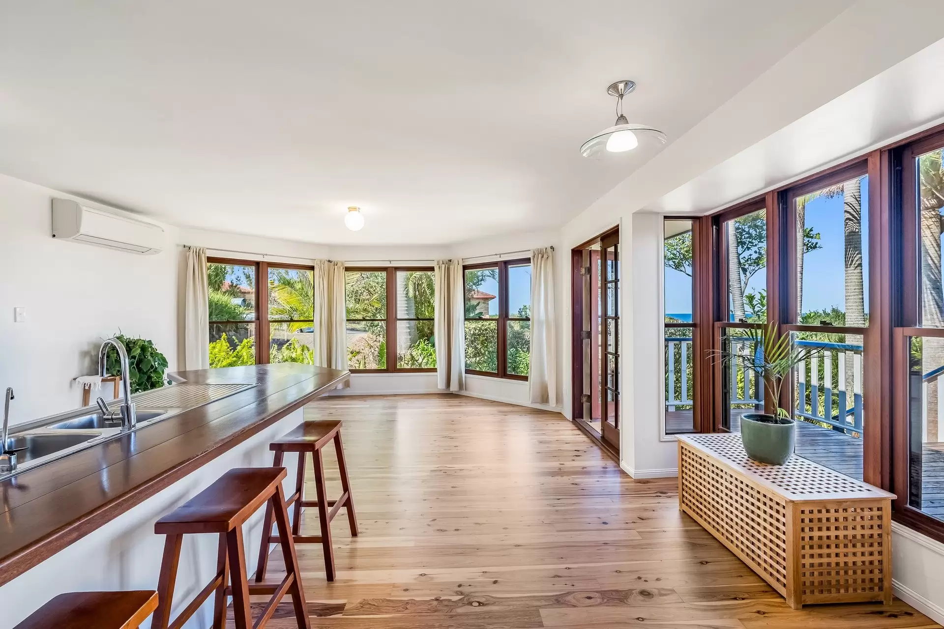 13 Yengarie Way, Ocean Shores Sold by Byron Bay Sotheby's International Realty - image 1