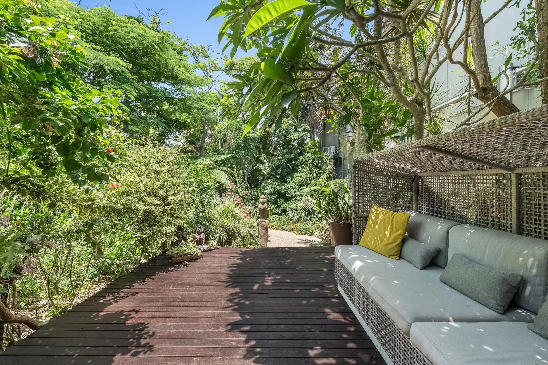 6B Childe Street, Byron Bay For Sale by Byron Bay Sotheby's International Realty - image 1