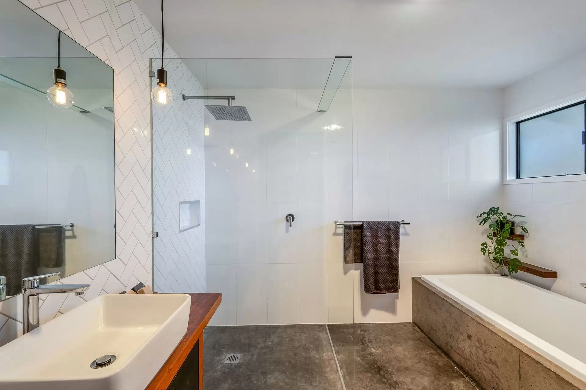 Photo #18: 7 Scott Street, Byron Bay - Sold by Byron Bay Sotheby's International Realty