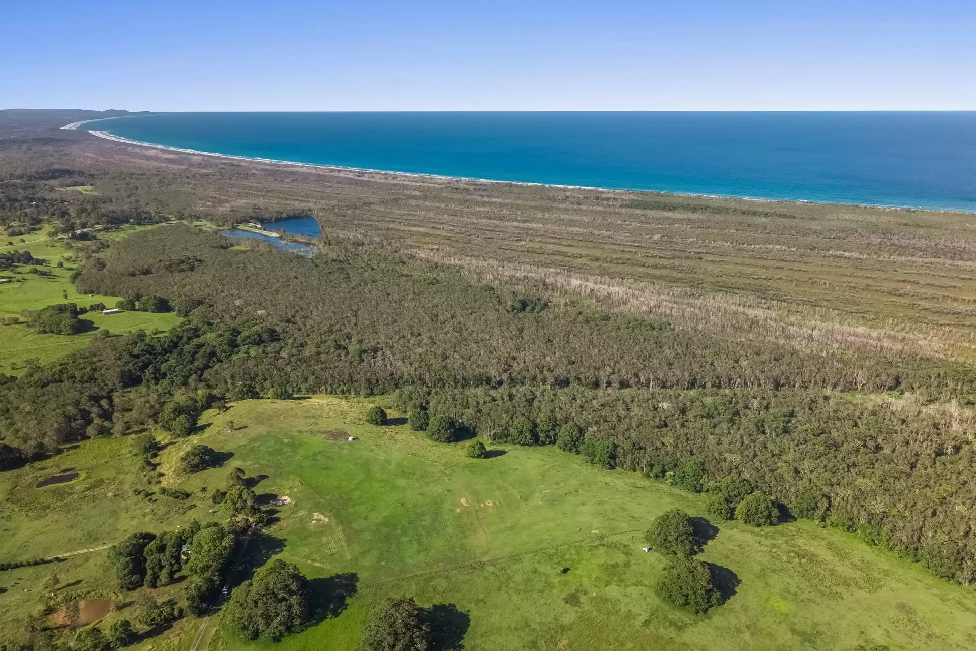 160 Quarry Lane, Ewingsdale For Sale by Byron Bay Sotheby's International Realty - image 1