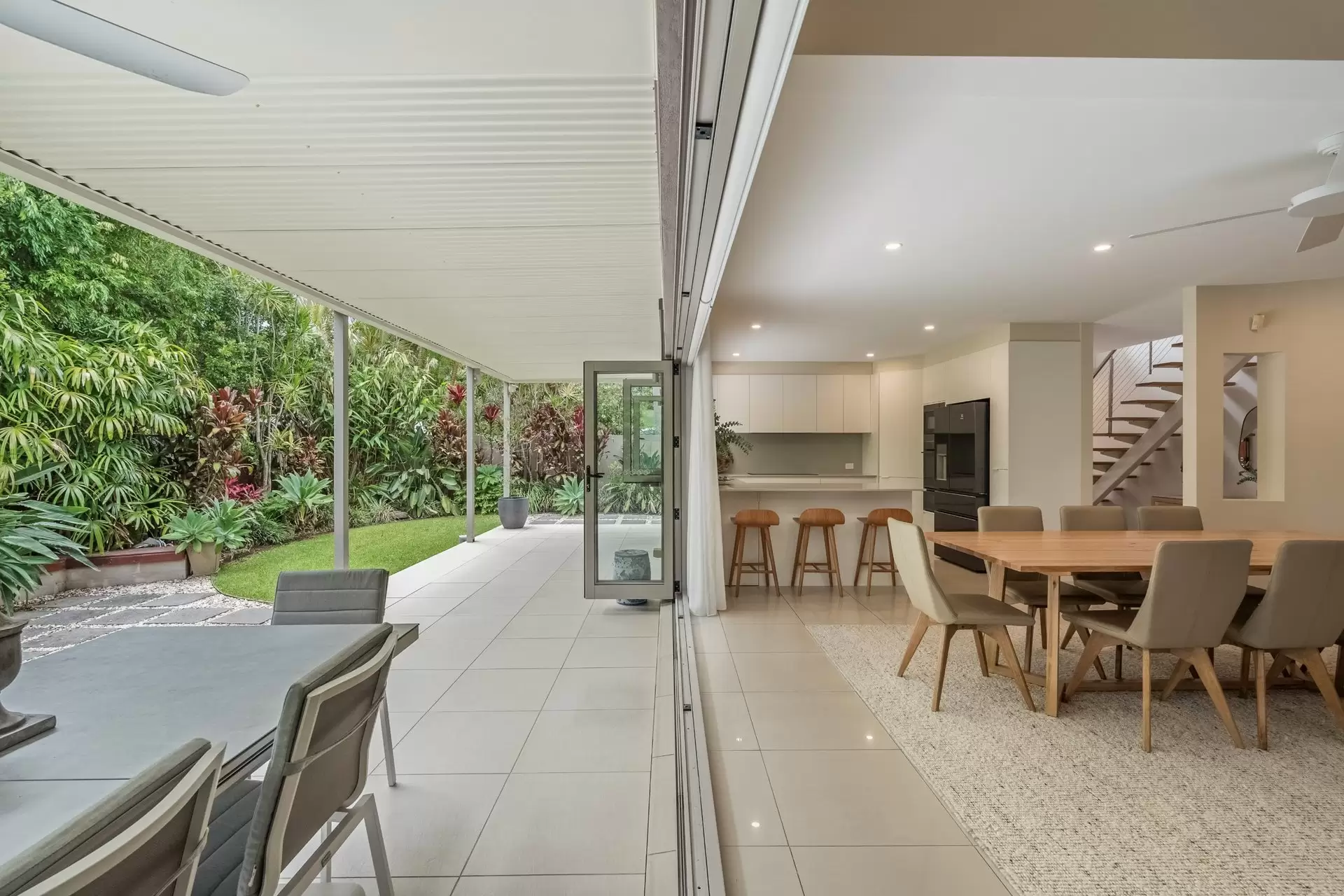 51 Cowper Street, Byron Bay For Sale by Byron Bay Sotheby's International Realty - image 1