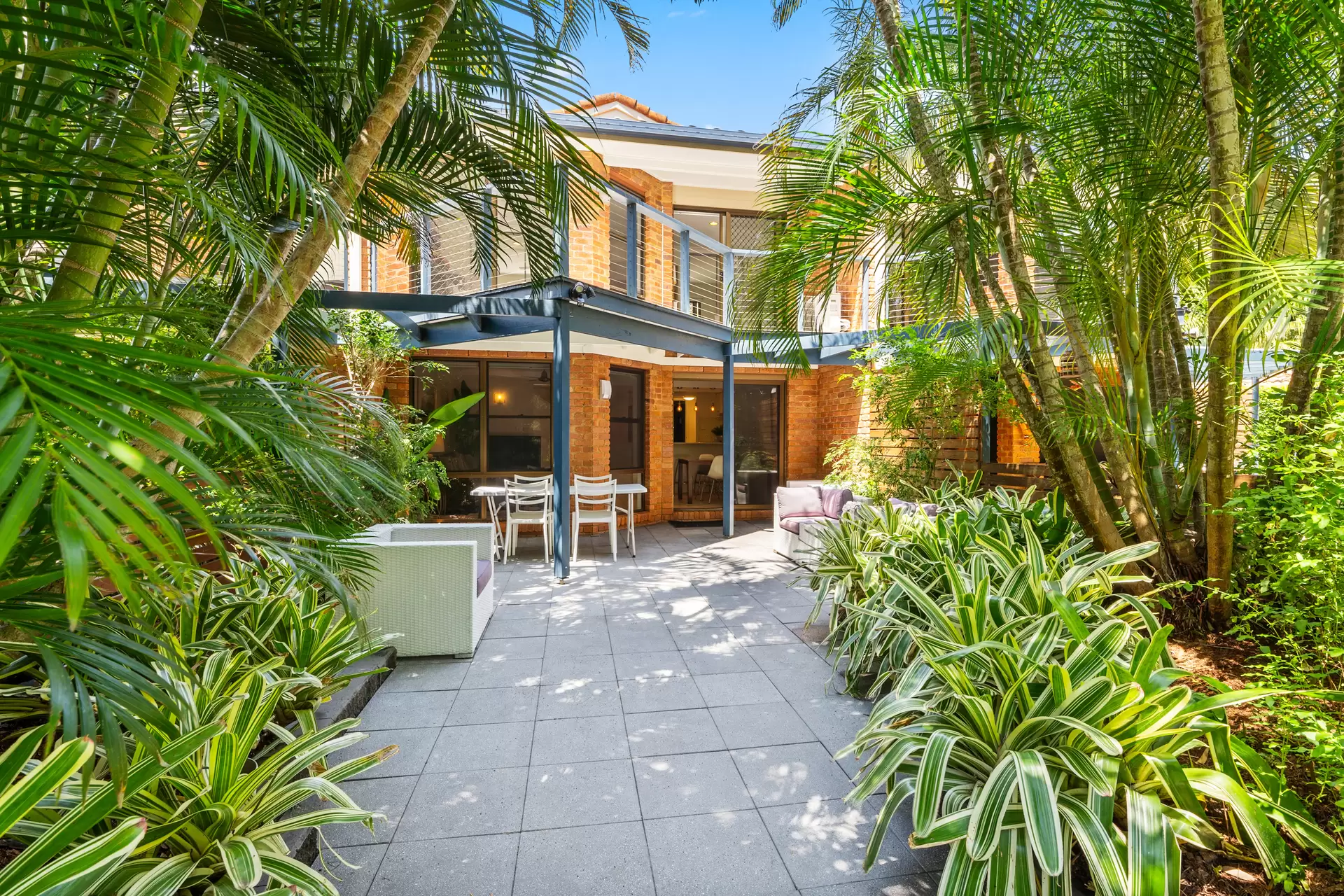 5/9-19 Massinger Street, Byron Bay Sold by Byron Bay Sotheby's International Realty - image 1