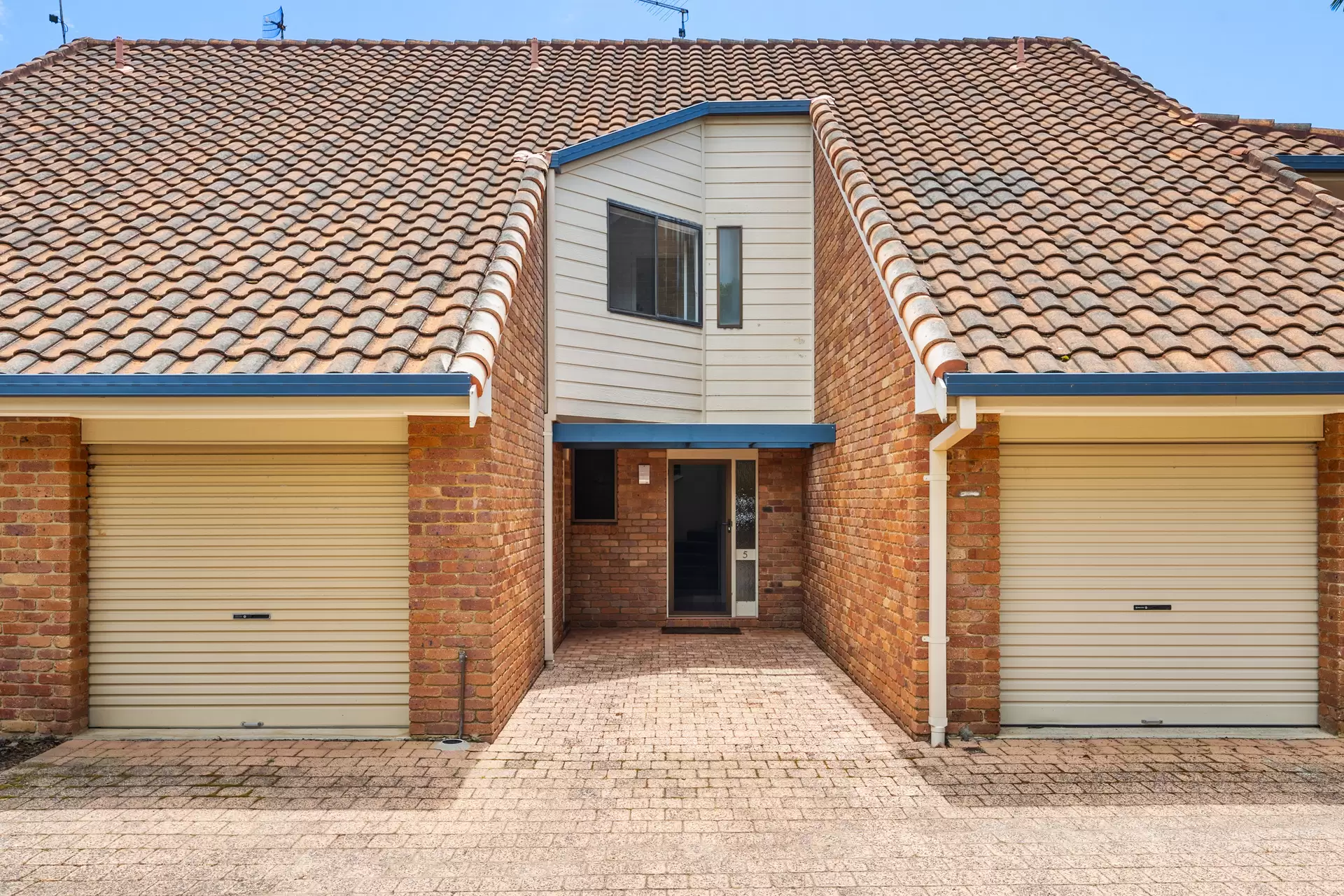 5/9-19 Massinger Street, Byron Bay Sold by Byron Bay Sotheby's International Realty - image 1