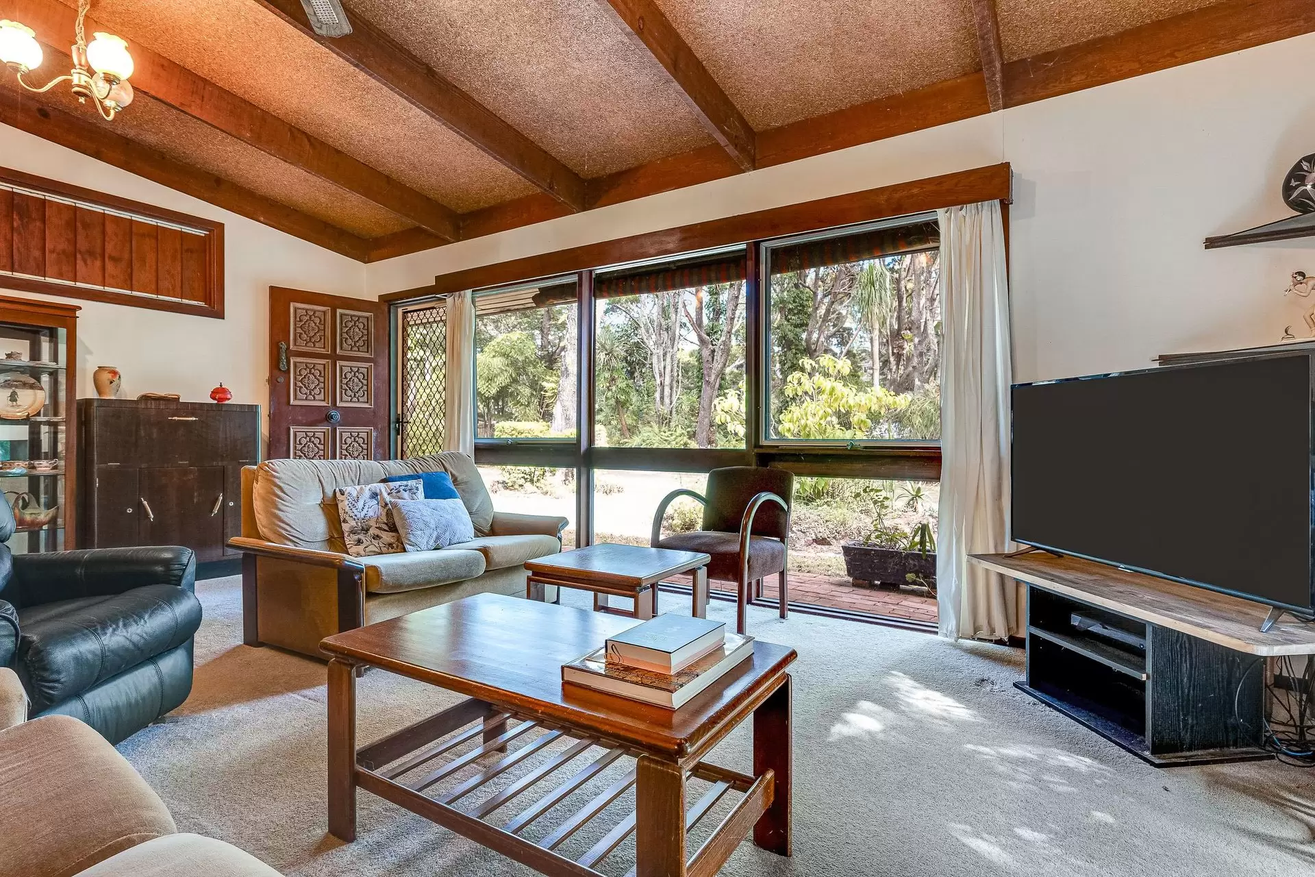 147-149 Broken Head Road, Suffolk Park For Sale by Byron Bay Sotheby's International Realty - image 1