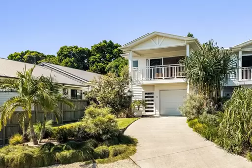 10 Tidepool Street, Lennox Head For Sale by Byron Bay Sotheby's International Realty