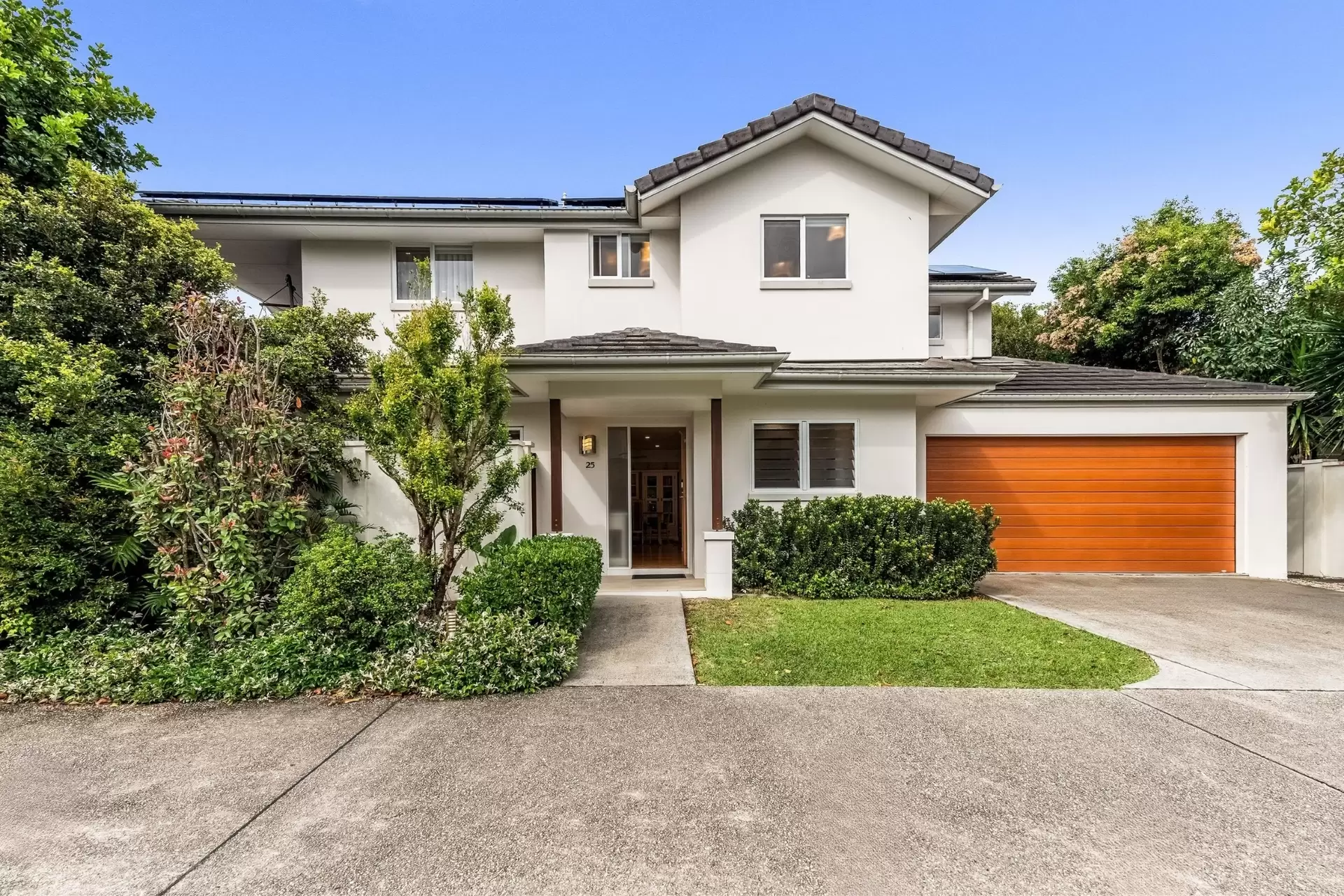 25/6-8 Browning Street, Byron Bay Auction by Byron Bay Sotheby's International Realty - image 1