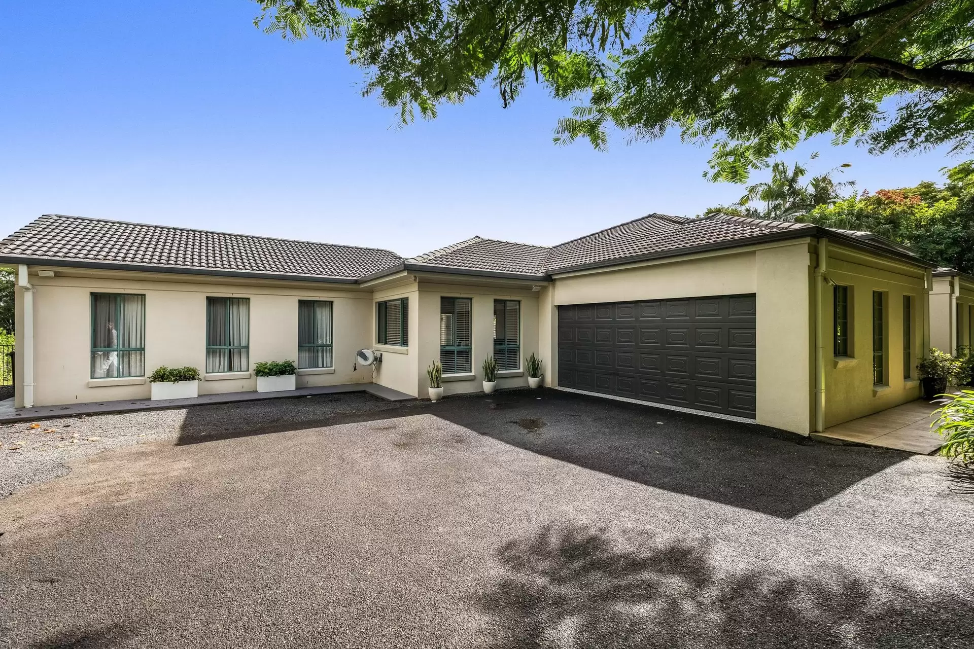 71 Fredericks Lane, Tintenbar For Sale by Byron Bay Sotheby's International Realty - image 1