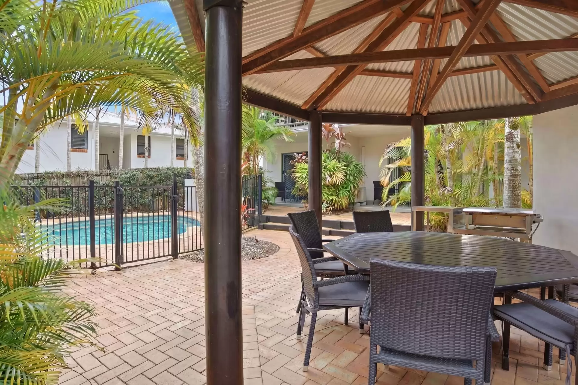 6/45 Shirley Street, Byron Bay For Sale by Byron Bay Sotheby's International Realty - image 1