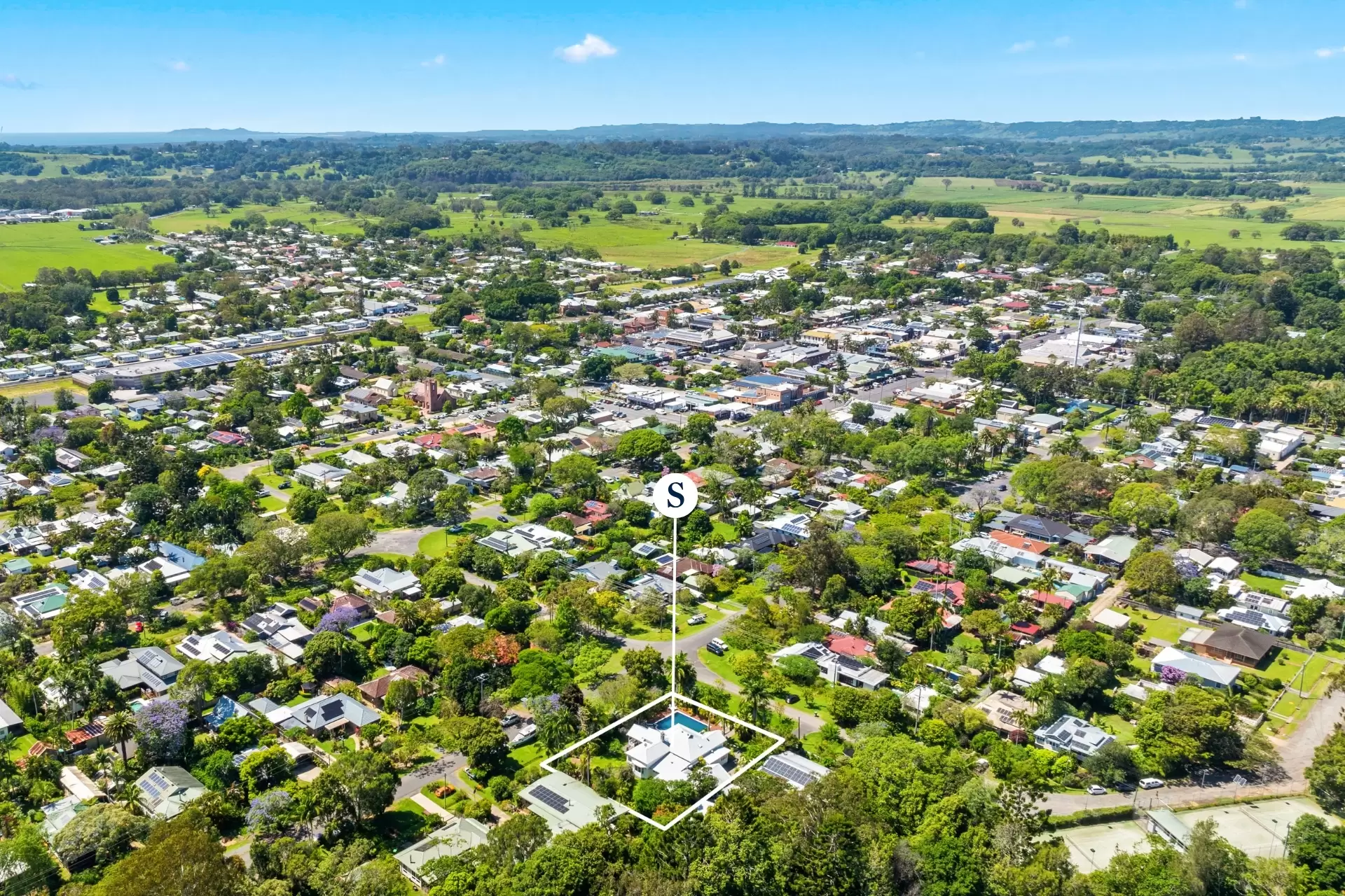 Photo #23: 4 Tyagarah Street, Mullumbimby - Sold by Byron Bay Sotheby's International Realty