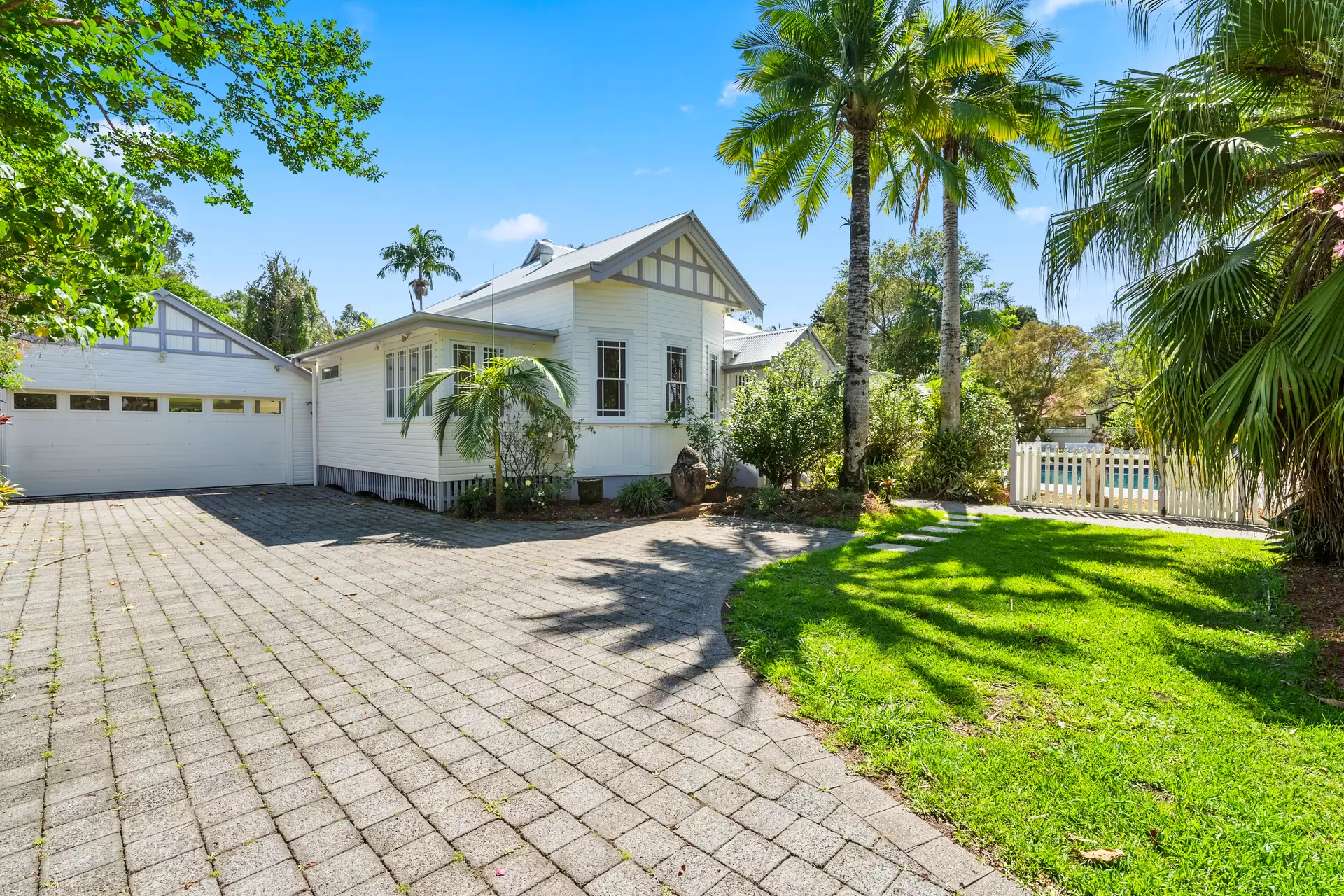 Photo #2: 4 Tyagarah Street, Mullumbimby - Sold by Byron Bay Sotheby's International Realty