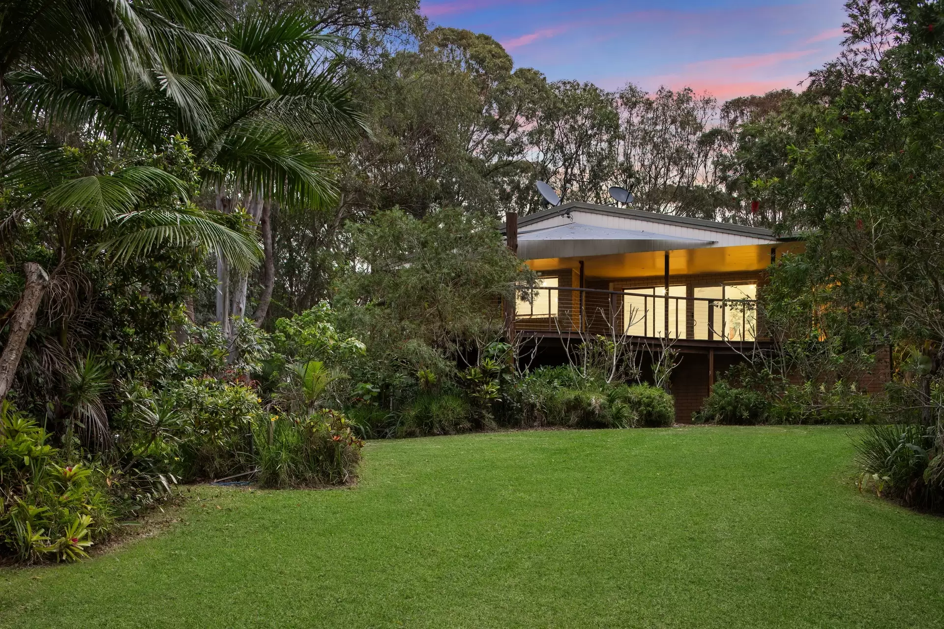 Photo #2: 23 Old Bangalow Road, Byron Bay - Sold by Byron Bay Sotheby's International Realty