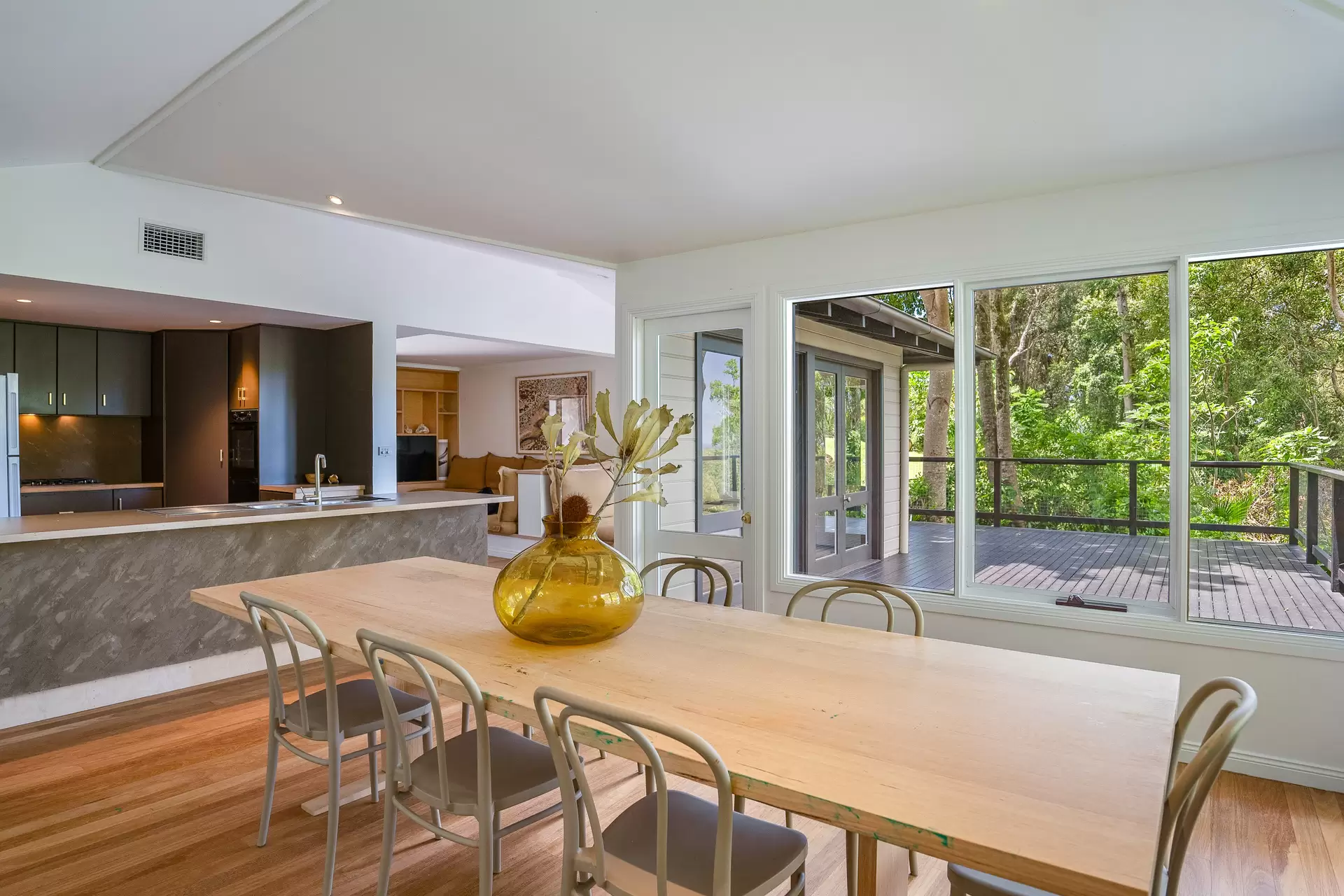 Photo #5: 41 Hyrama Crescent, Brunswick Heads - For Sale by Byron Bay Sotheby's International Realty