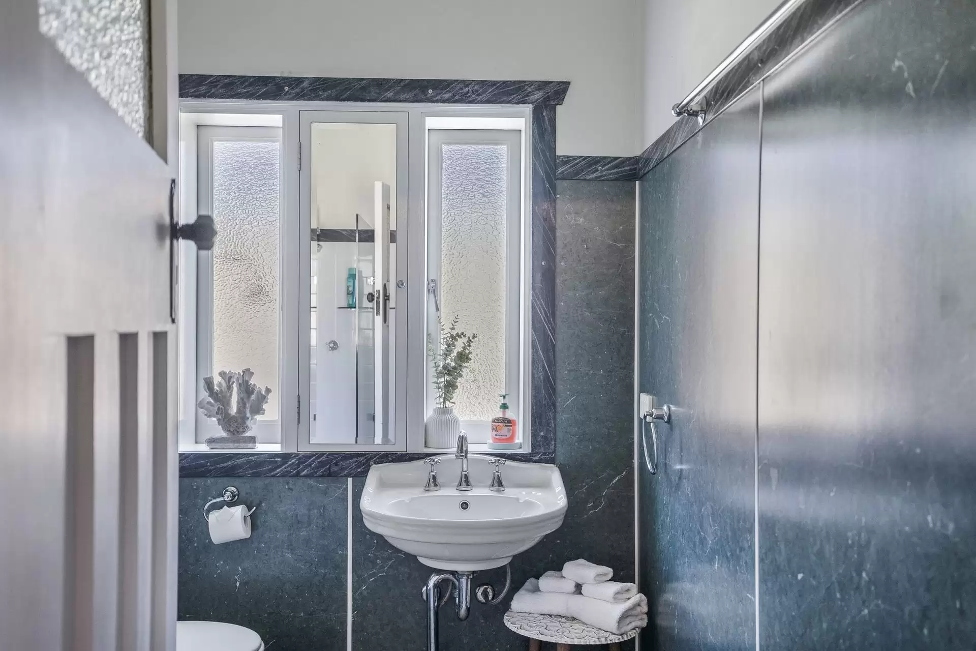 Photo #13: 21 Carlyle Street, Byron Bay - Sold by Byron Bay Sotheby's International Realty