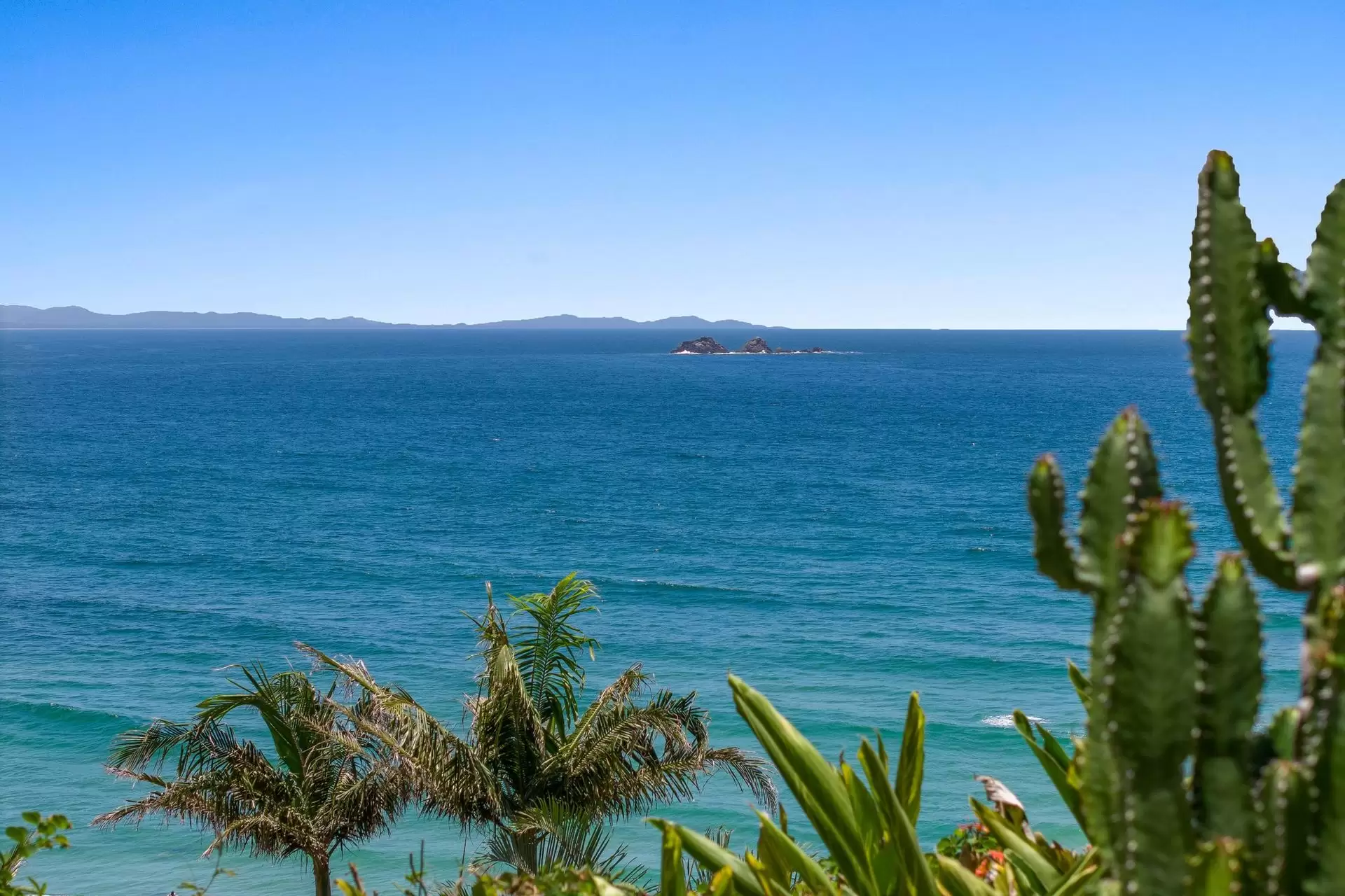 Photo #3: 14 Brownell Drive, Byron Bay - Sold by Byron Bay Sotheby's International Realty