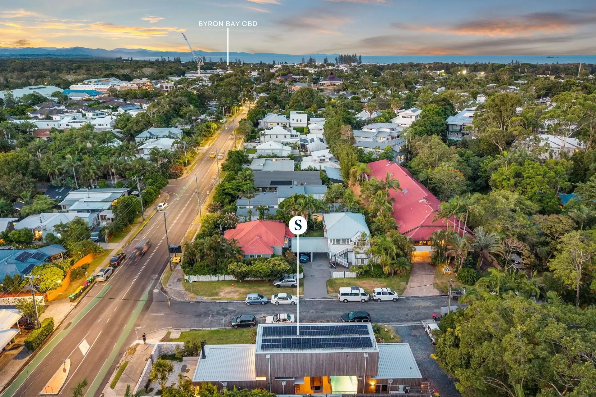 Photo #27: 25 Bangalow Road, Byron Bay - For Sale by Byron Bay Sotheby's International Realty