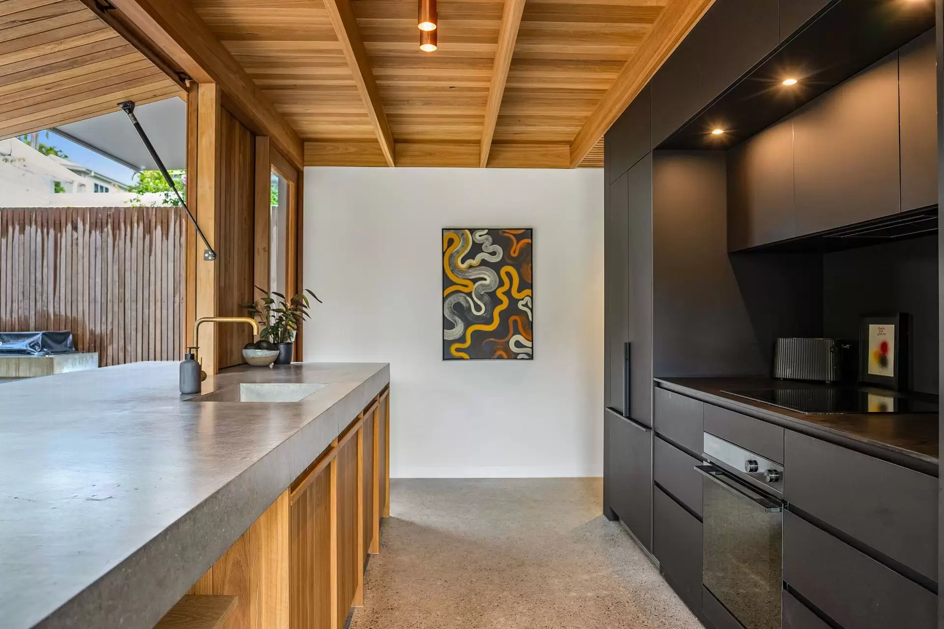Photo #8: 25 Bangalow Road, Byron Bay - For Sale by Byron Bay Sotheby's International Realty