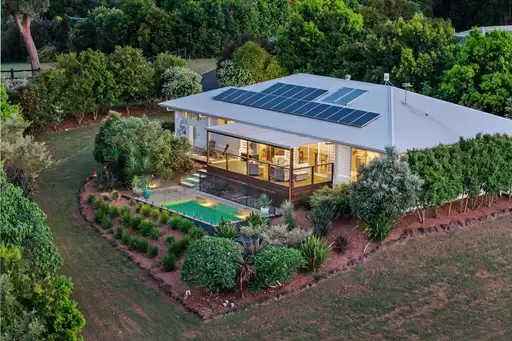 5 Koala Close, Ewingsdale For Sale by Byron Bay Sotheby's International Realty