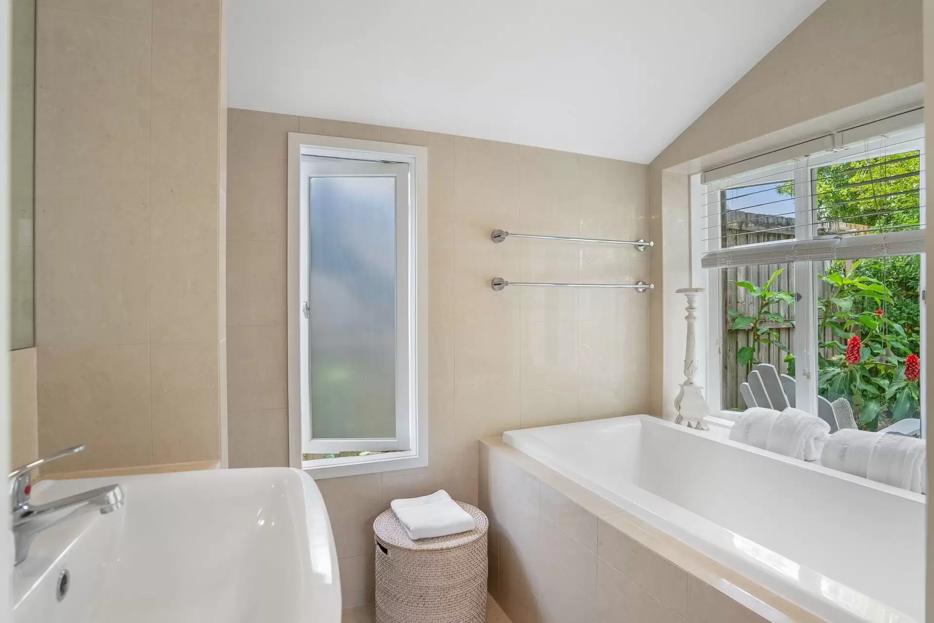 Photo #32: 32 Kingsley Street, Byron Bay - For Sale by Byron Bay Sotheby's International Realty