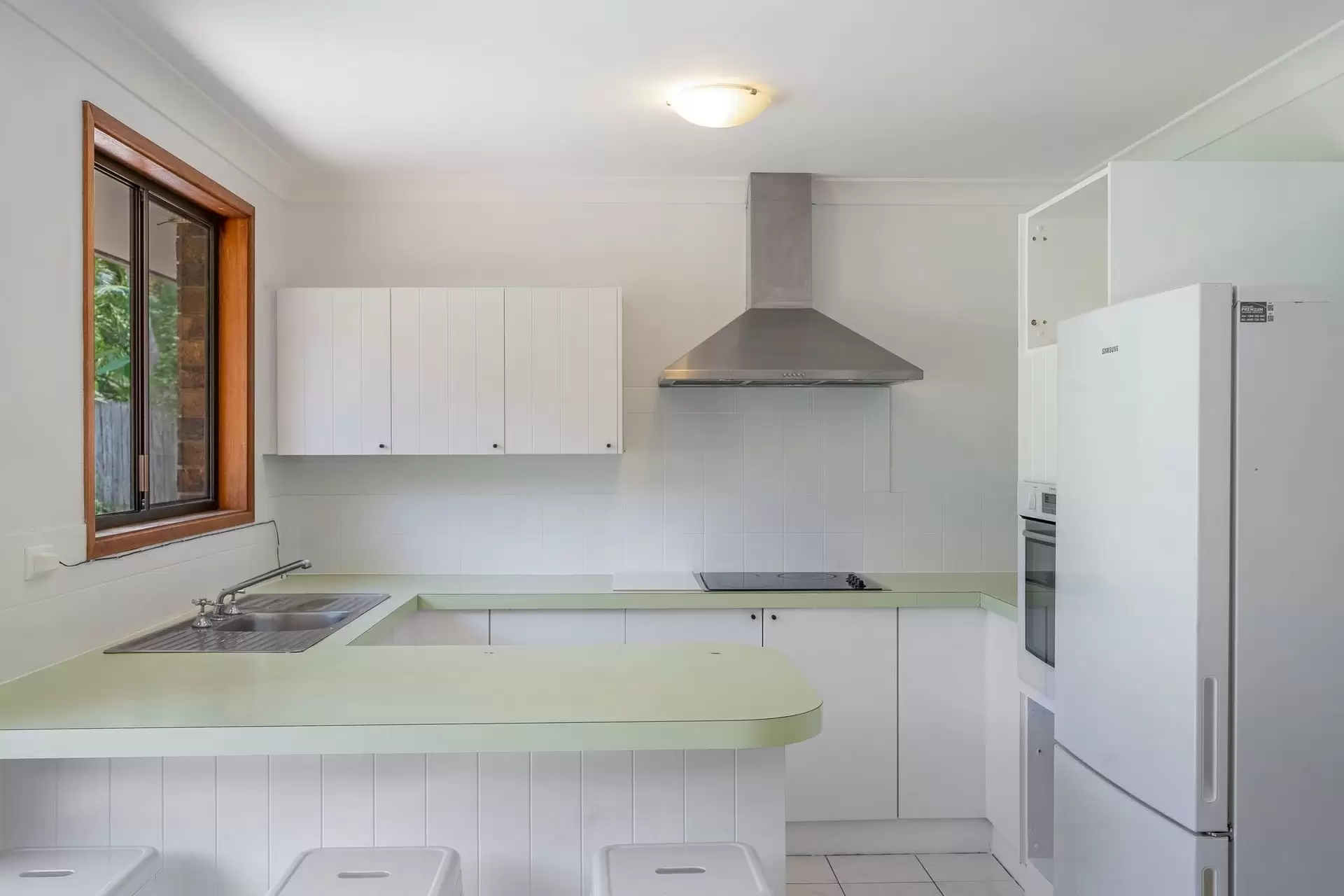 Photo #9: 12 Walker Street, Byron Bay - Sold by Byron Bay Sotheby's International Realty