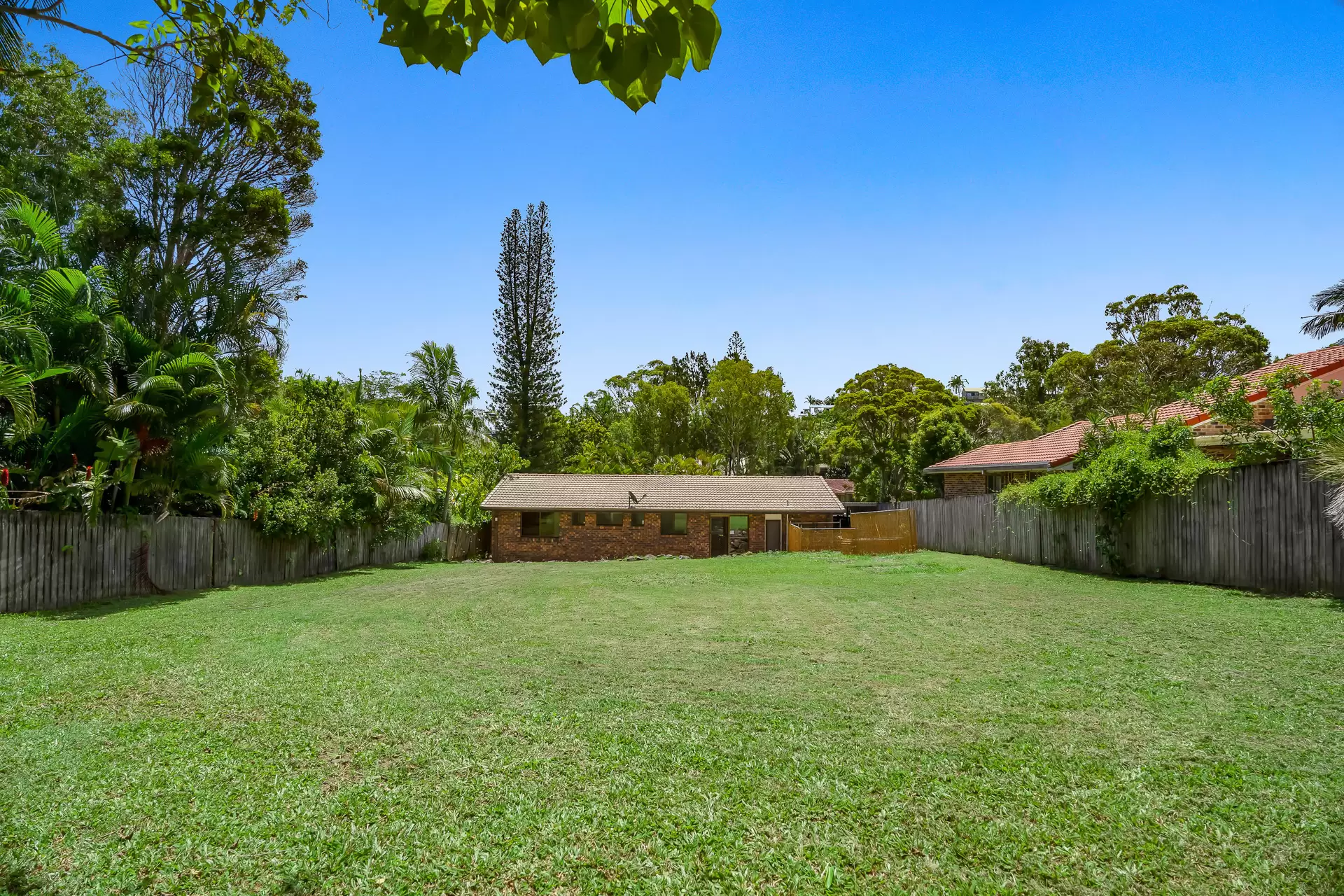 Photo #3: 12 Walker Street, Byron Bay - Sold by Byron Bay Sotheby's International Realty
