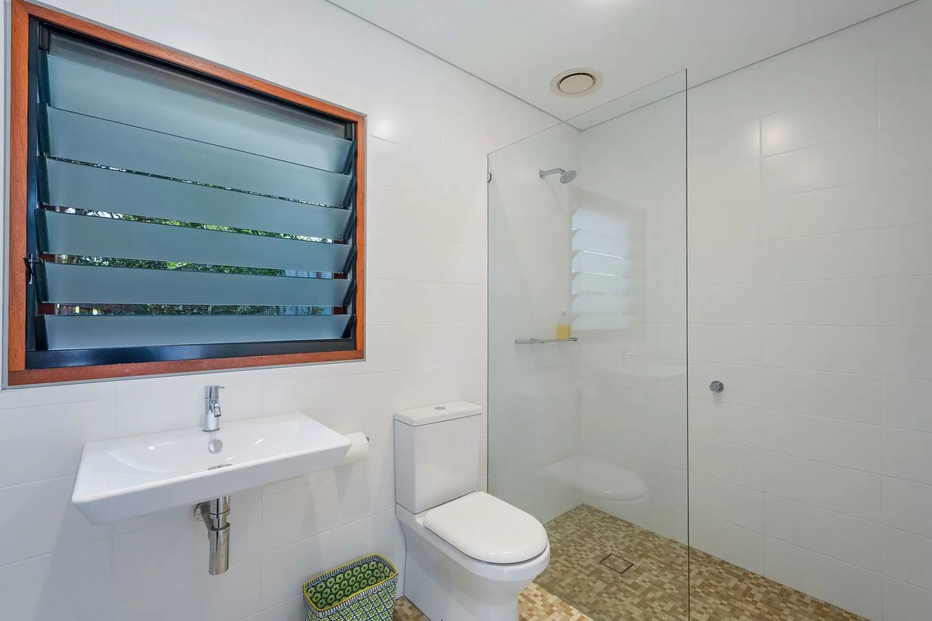 Photo #21: 14 Wollumbin Street, Byron Bay - For Sale by Byron Bay Sotheby's International Realty
