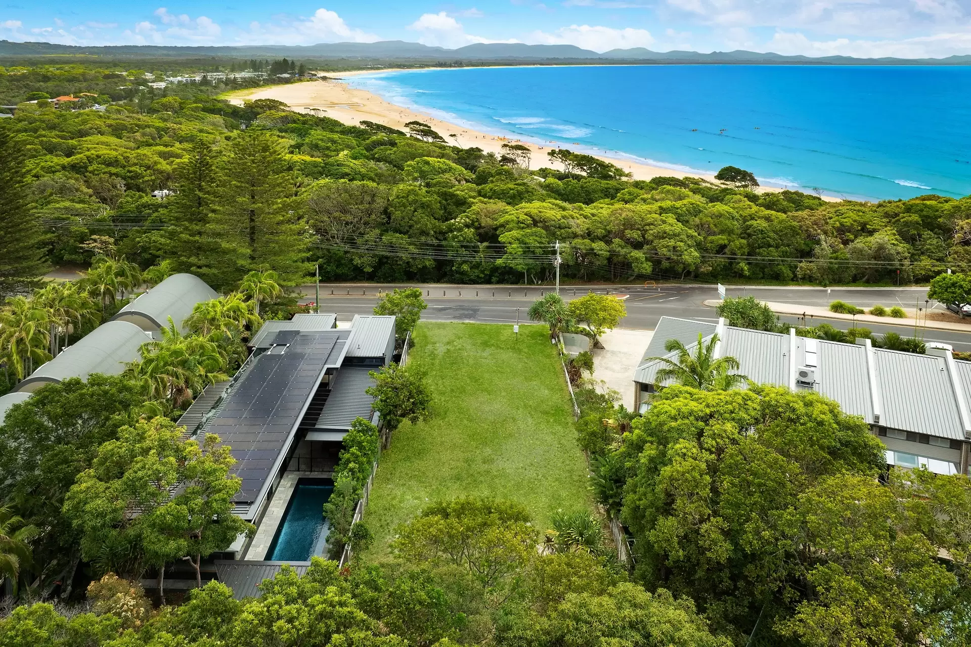 Photo #3: 128 Lighthouse Road, Byron Bay - Sold by Byron Bay Sotheby's International Realty