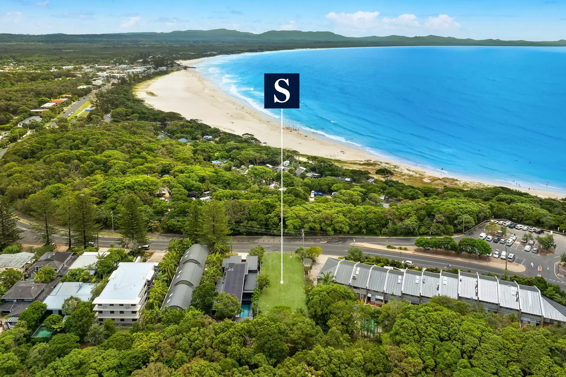 Photo #2: 128 Lighthouse Road, Byron Bay - Sold by Byron Bay Sotheby's International Realty