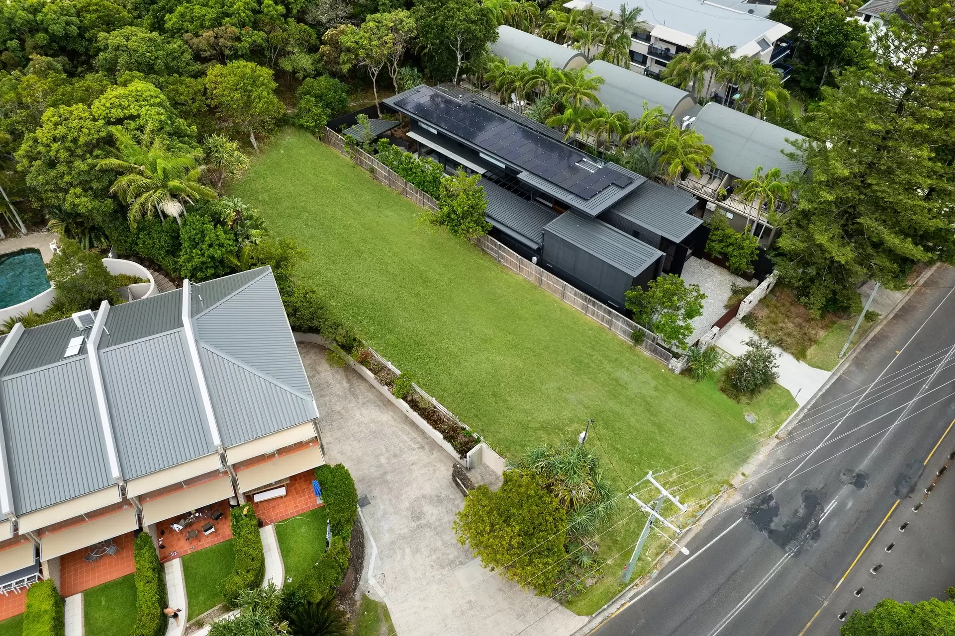 Photo #10: 128 Lighthouse Road, Byron Bay - Sold by Byron Bay Sotheby's International Realty