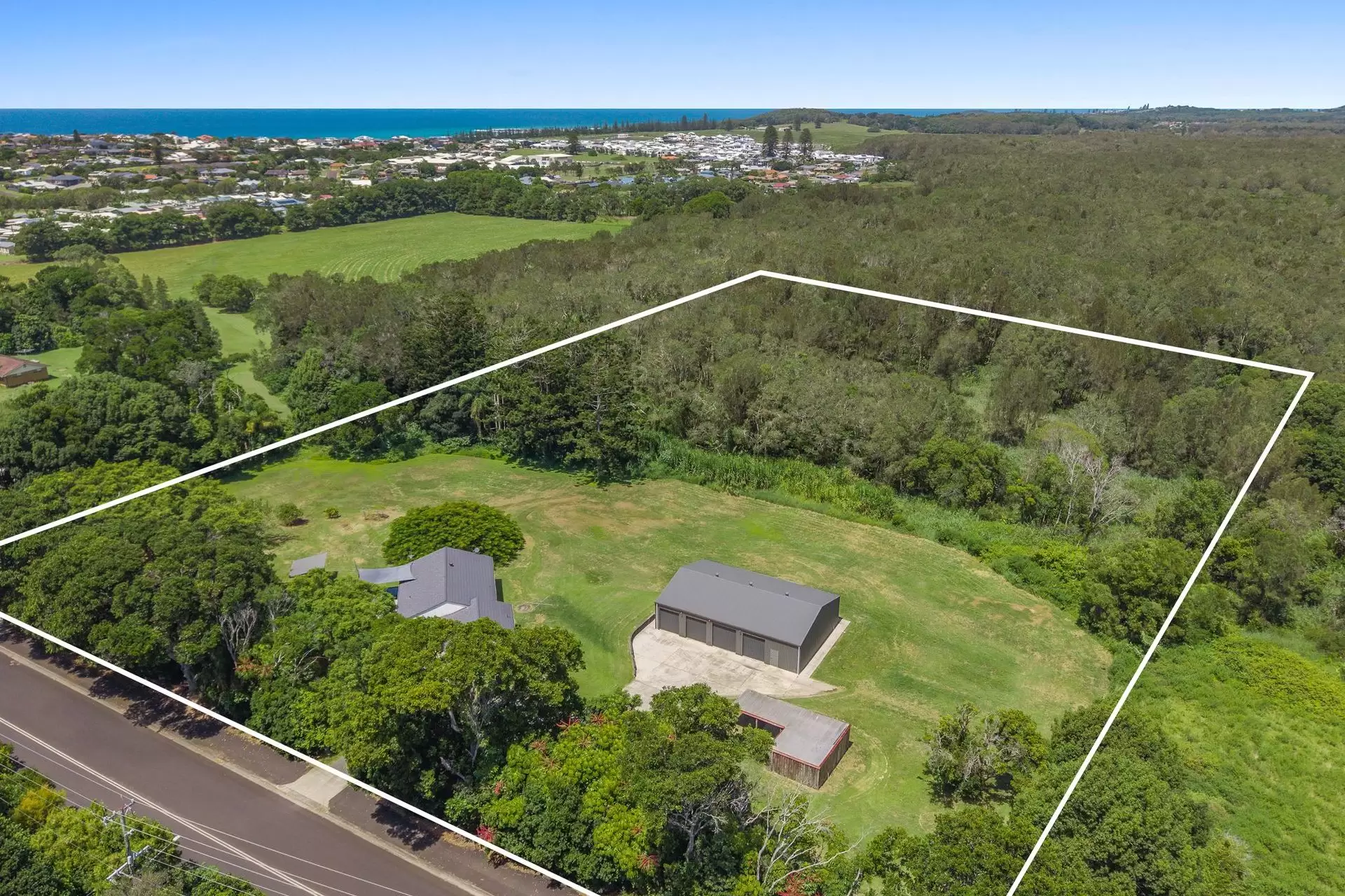 Photo #27: 85 Skennars Head Road, Skennars Head - Sold by Byron Bay Sotheby's International Realty