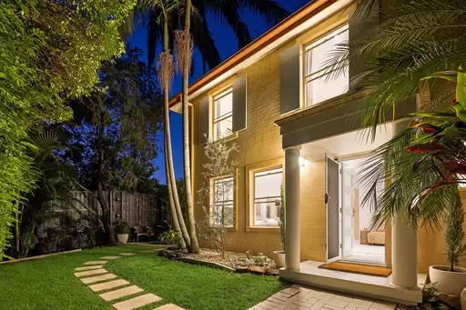 1/7 Oceanside Place, Suffolk Park For Sale by Byron Bay Sotheby's International Realty
