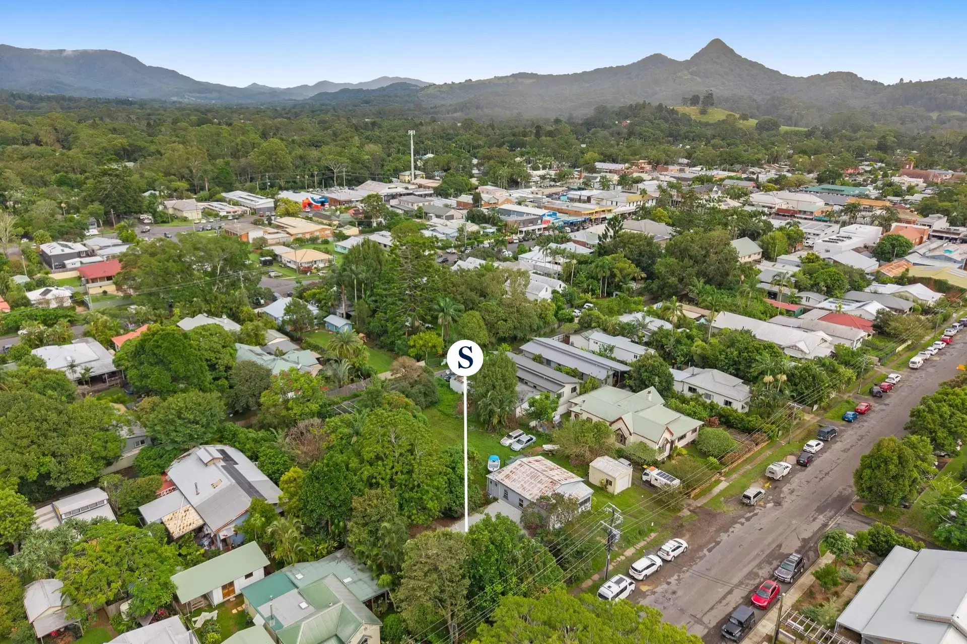 Photo #7: 99 Station Street, Mullumbimby - For Sale by Byron Bay Sotheby's International Realty