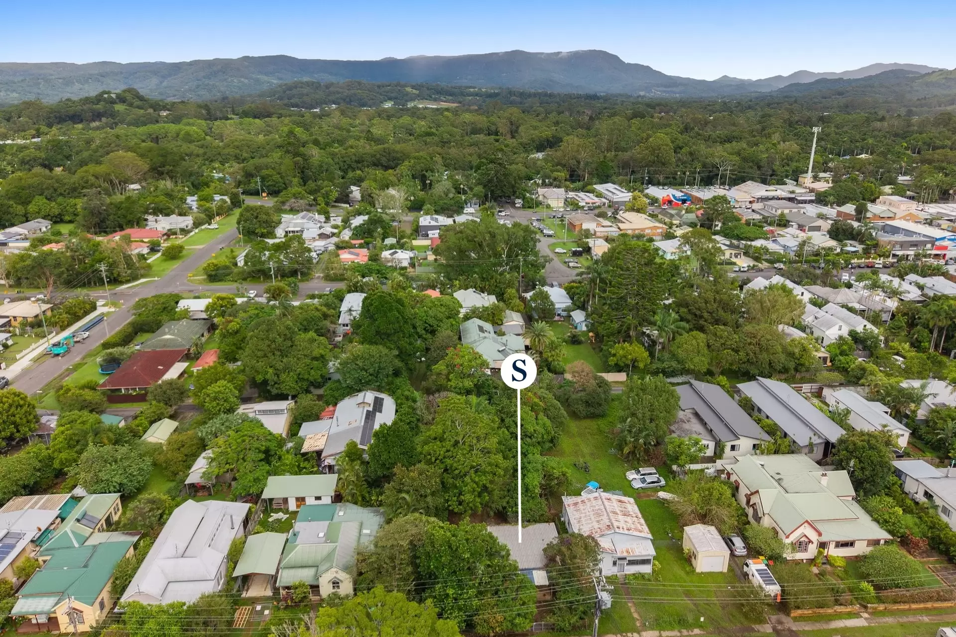 Photo #11: 99 Station Street, Mullumbimby - For Sale by Byron Bay Sotheby's International Realty