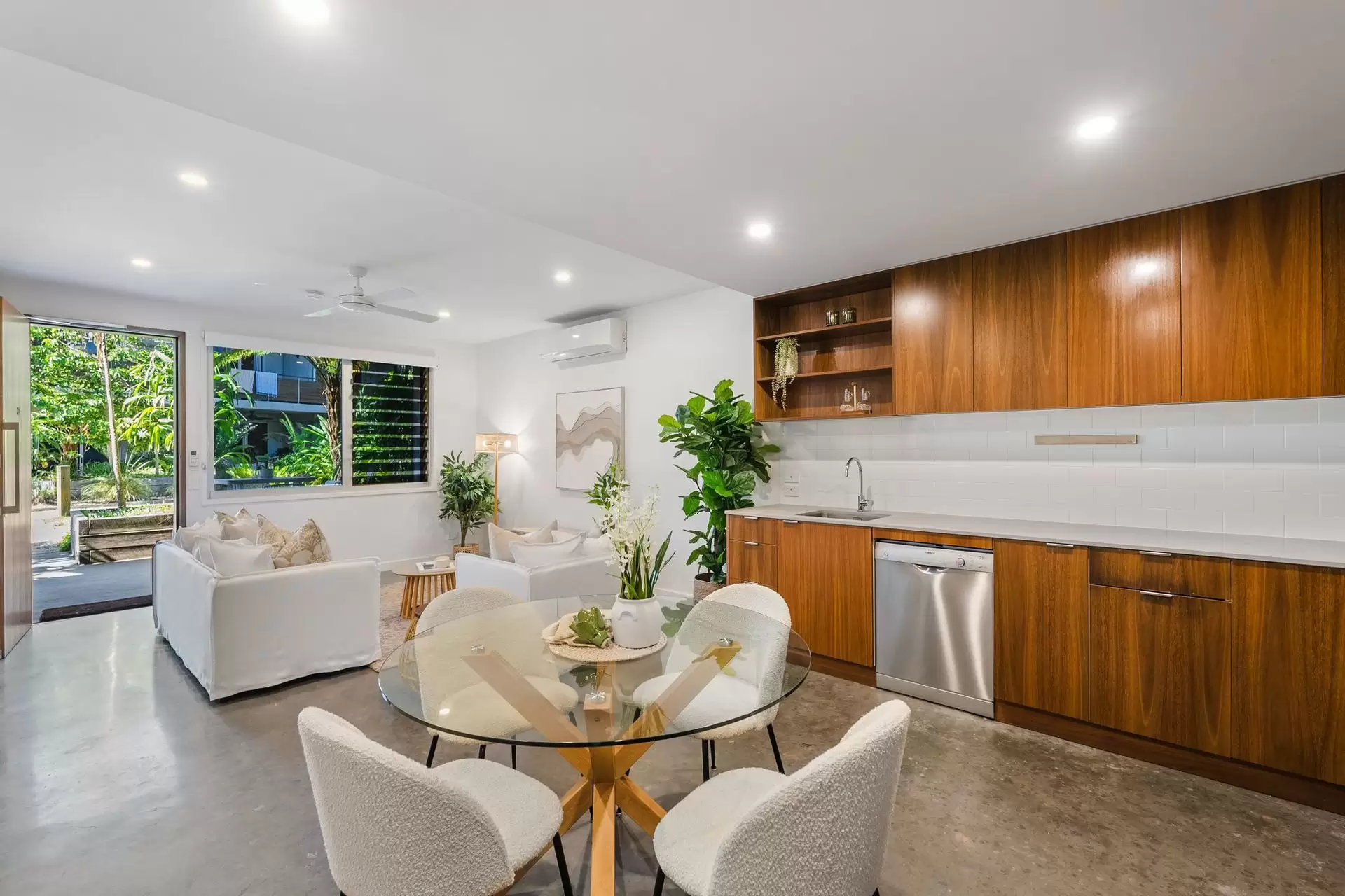 Photo #1: 30/9 Easy Street, Byron Bay - Sold by Byron Bay Sotheby's International Realty